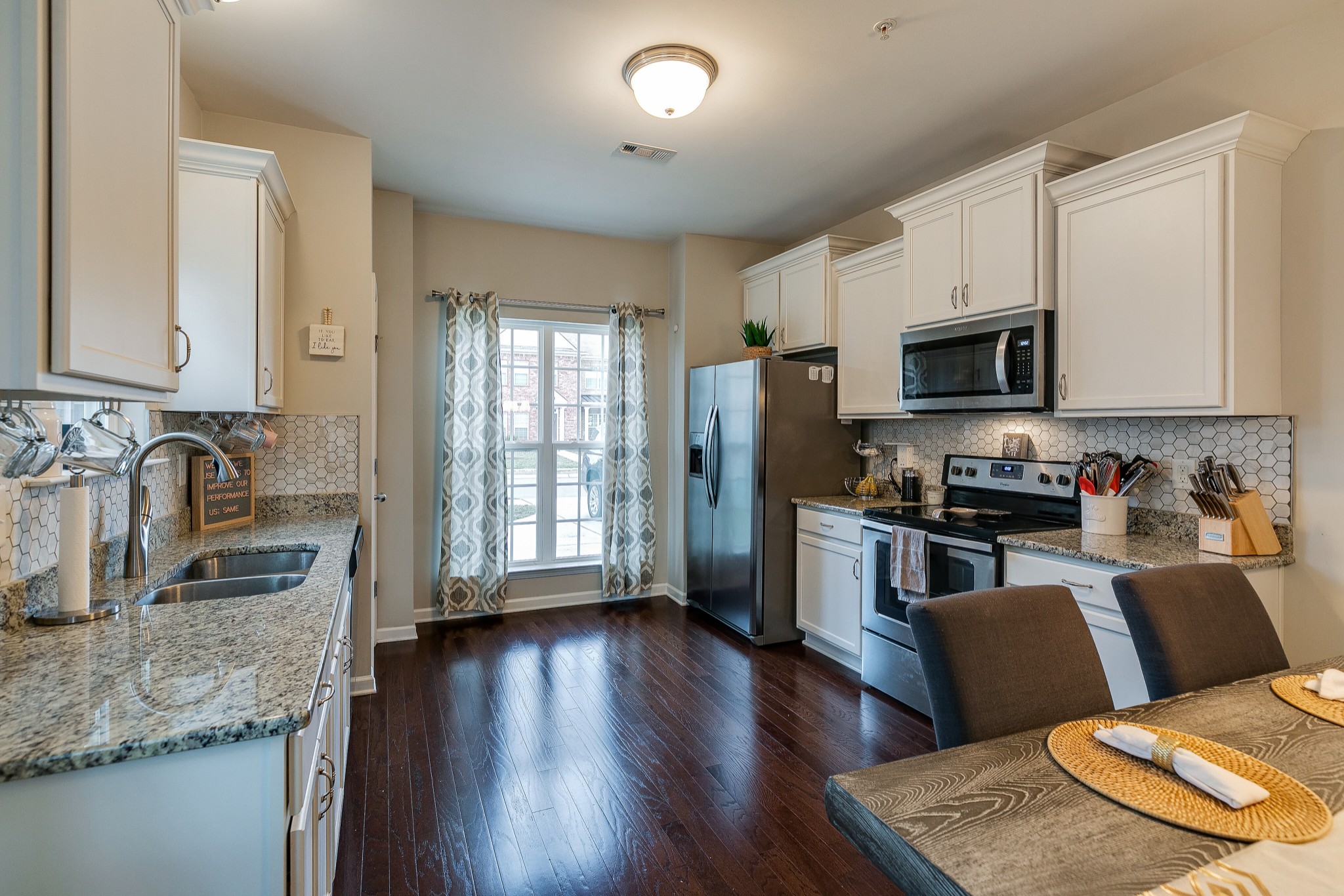 Photo 2 of 27 of 501 Shirebrook Cir townhome