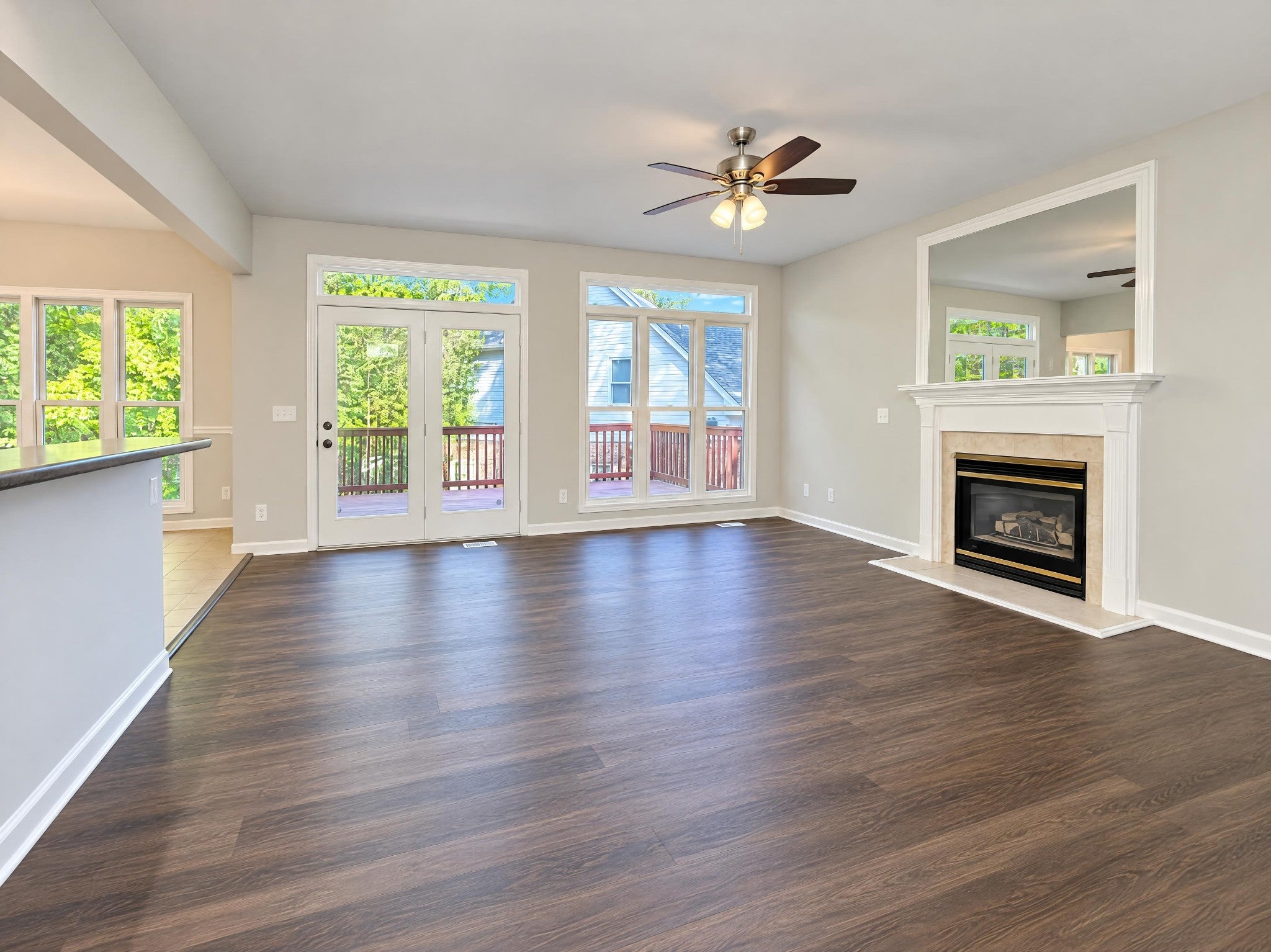 701 Lakeridge Way