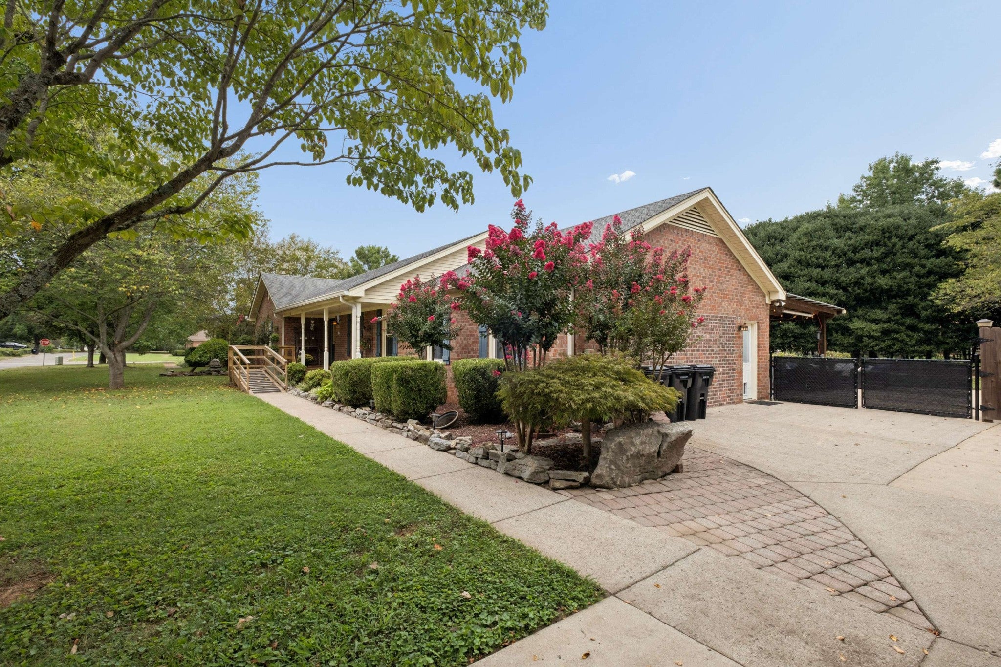 518 Winthorne Ct