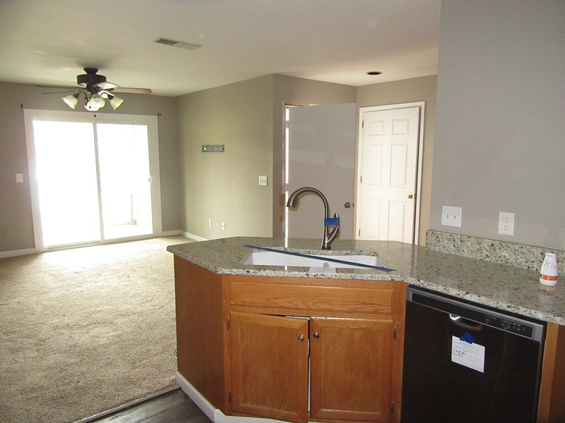 470 S Main St 203