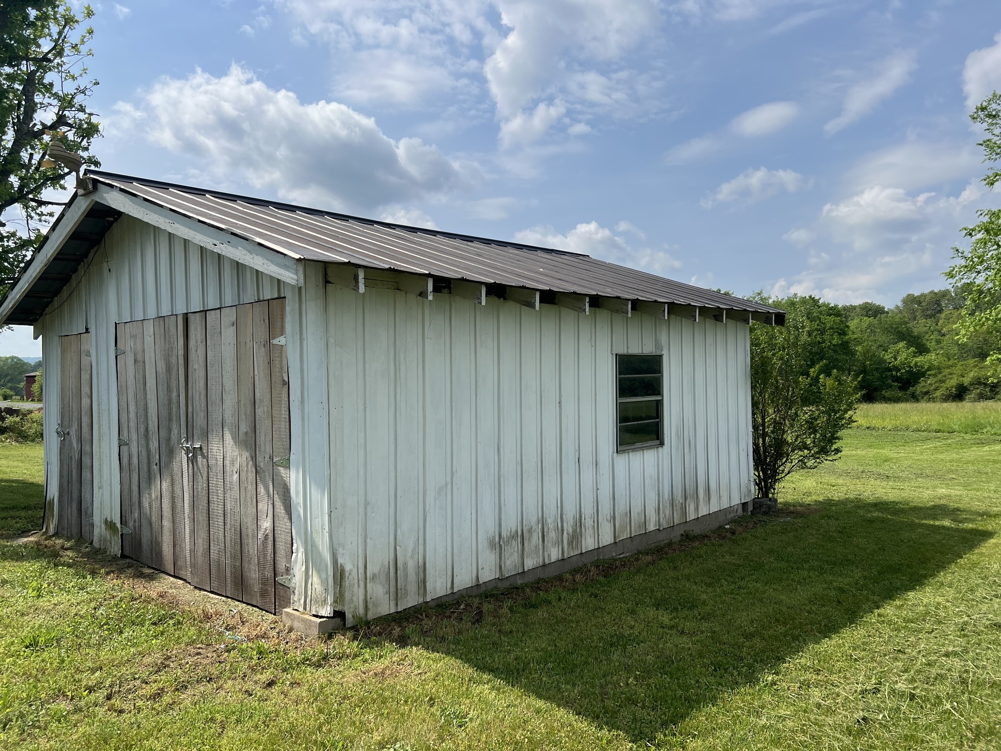 794 Smith Bend Ln