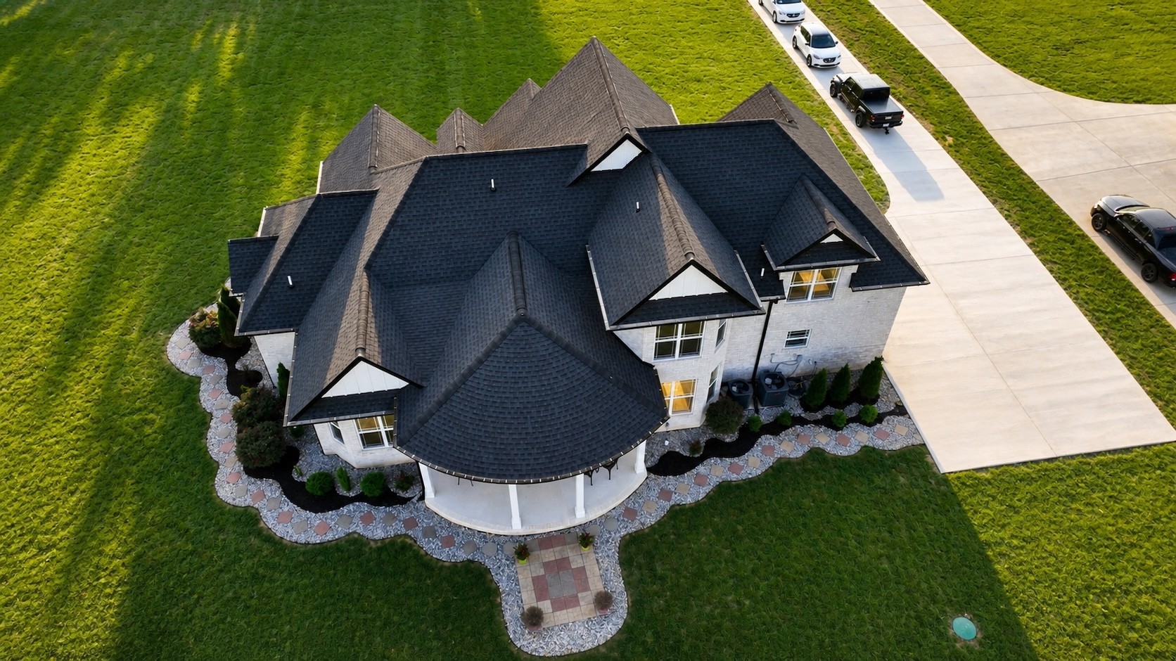 2487 Tom Austin Hwy