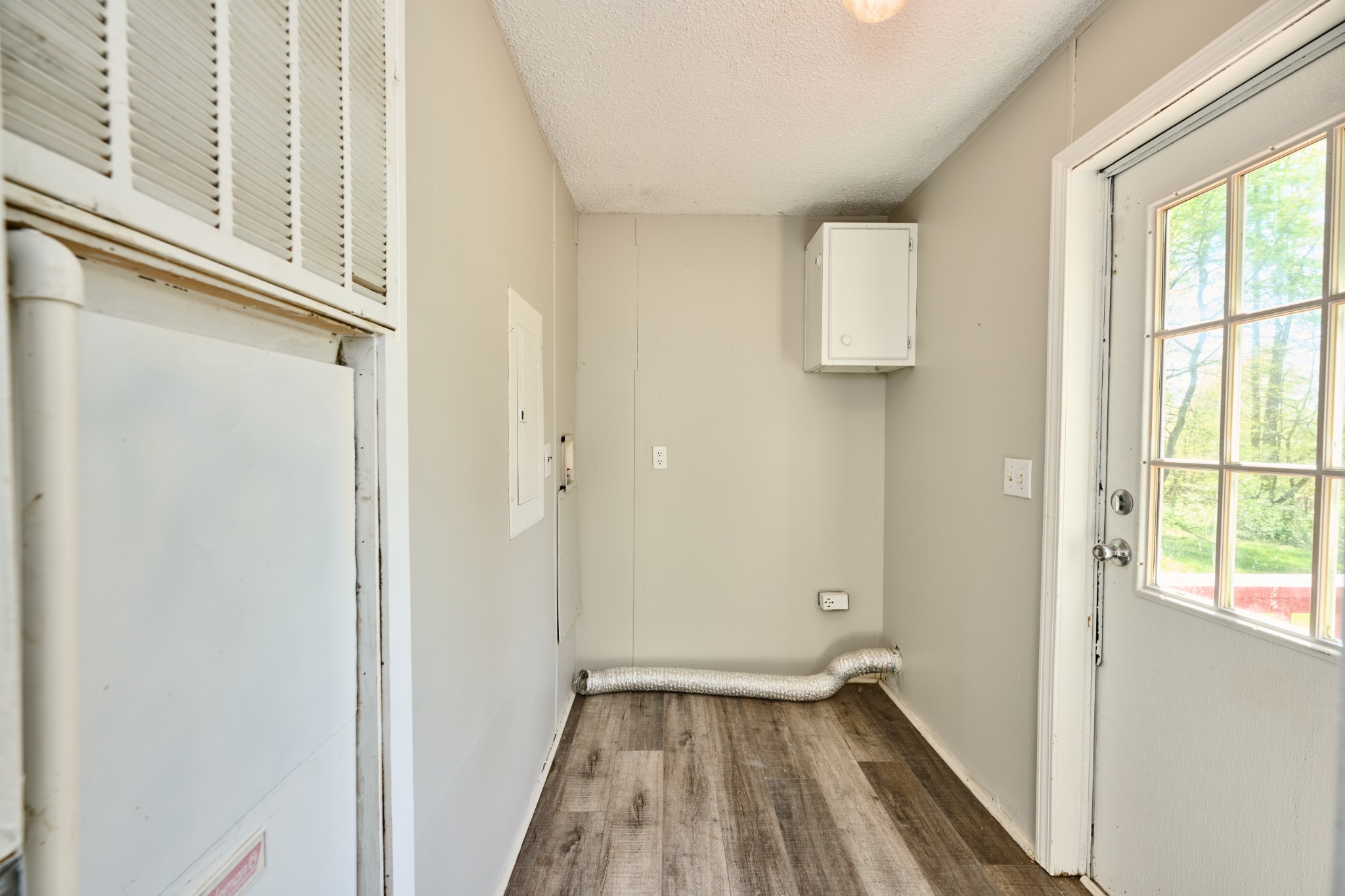 249 N Centerpoint Rd