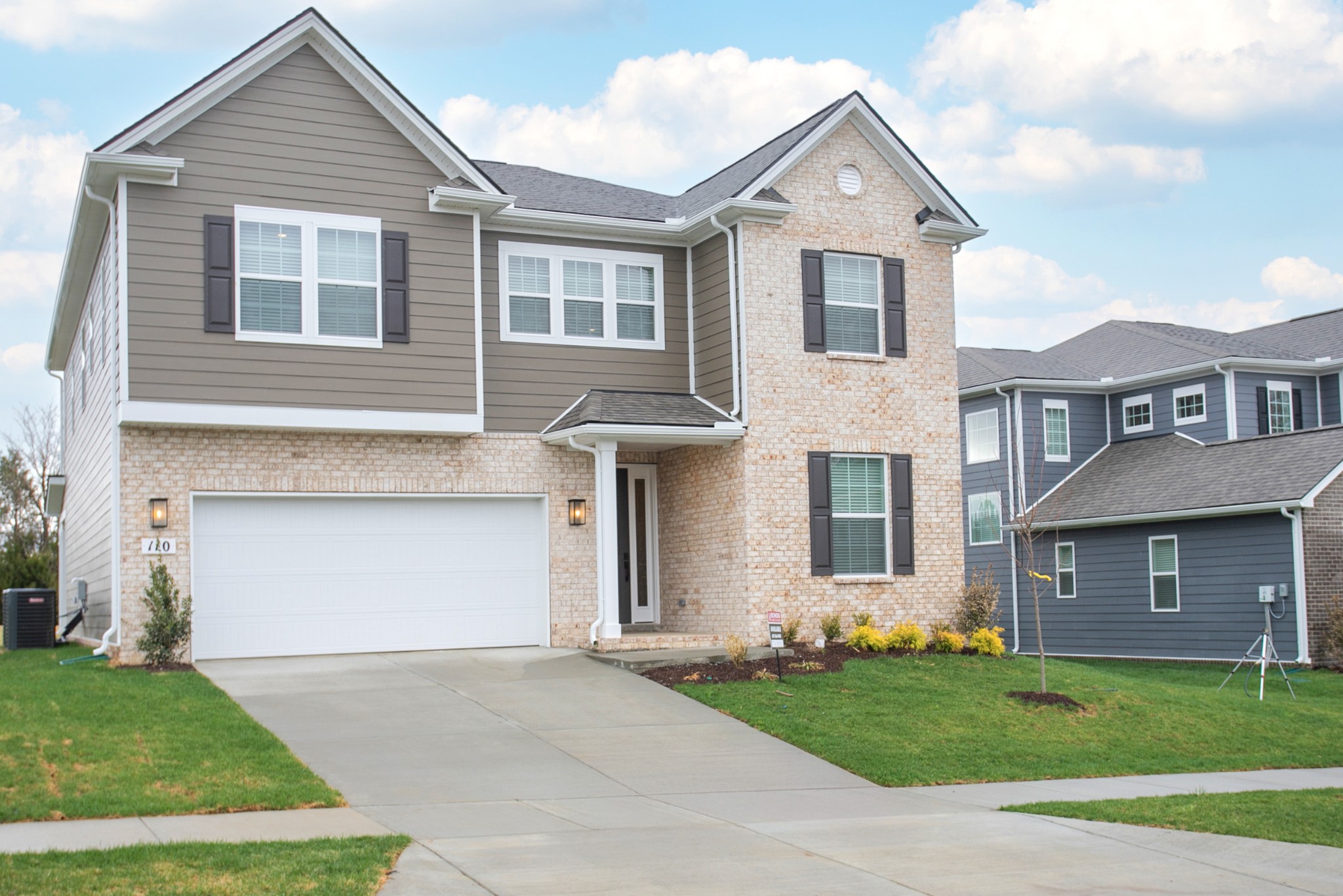 135 West Cassa Way
