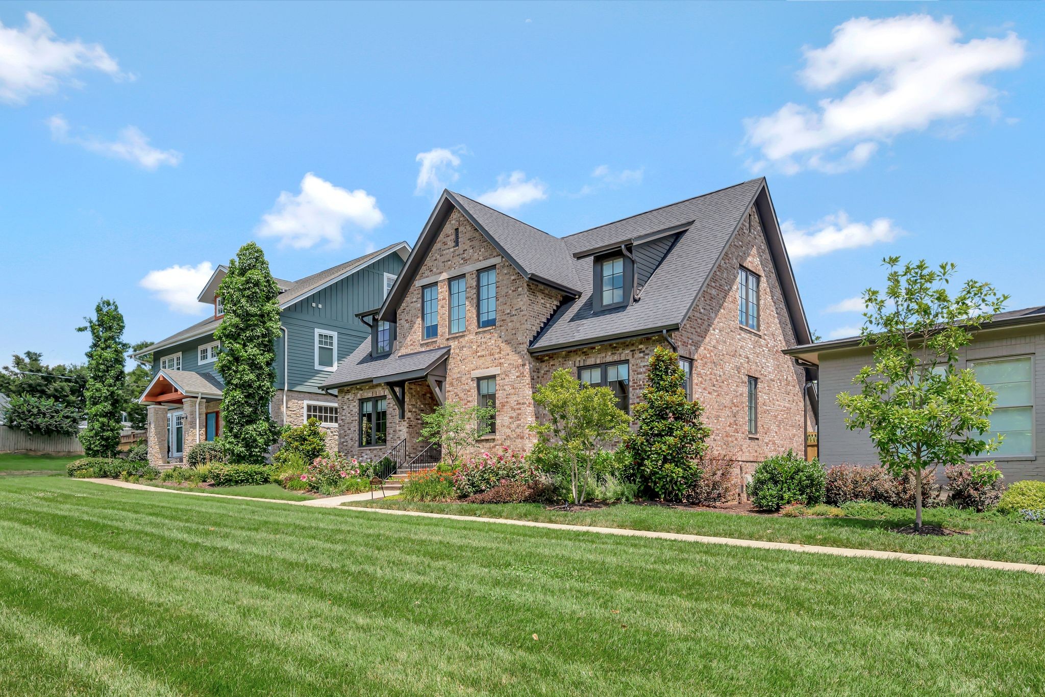 4027 Graybar Ct