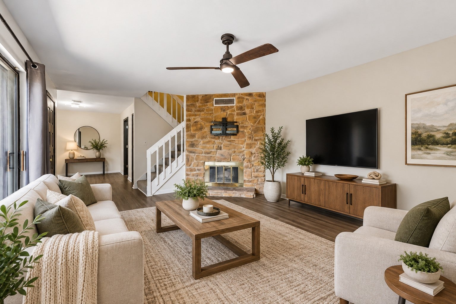 101 Cedarwood Ln