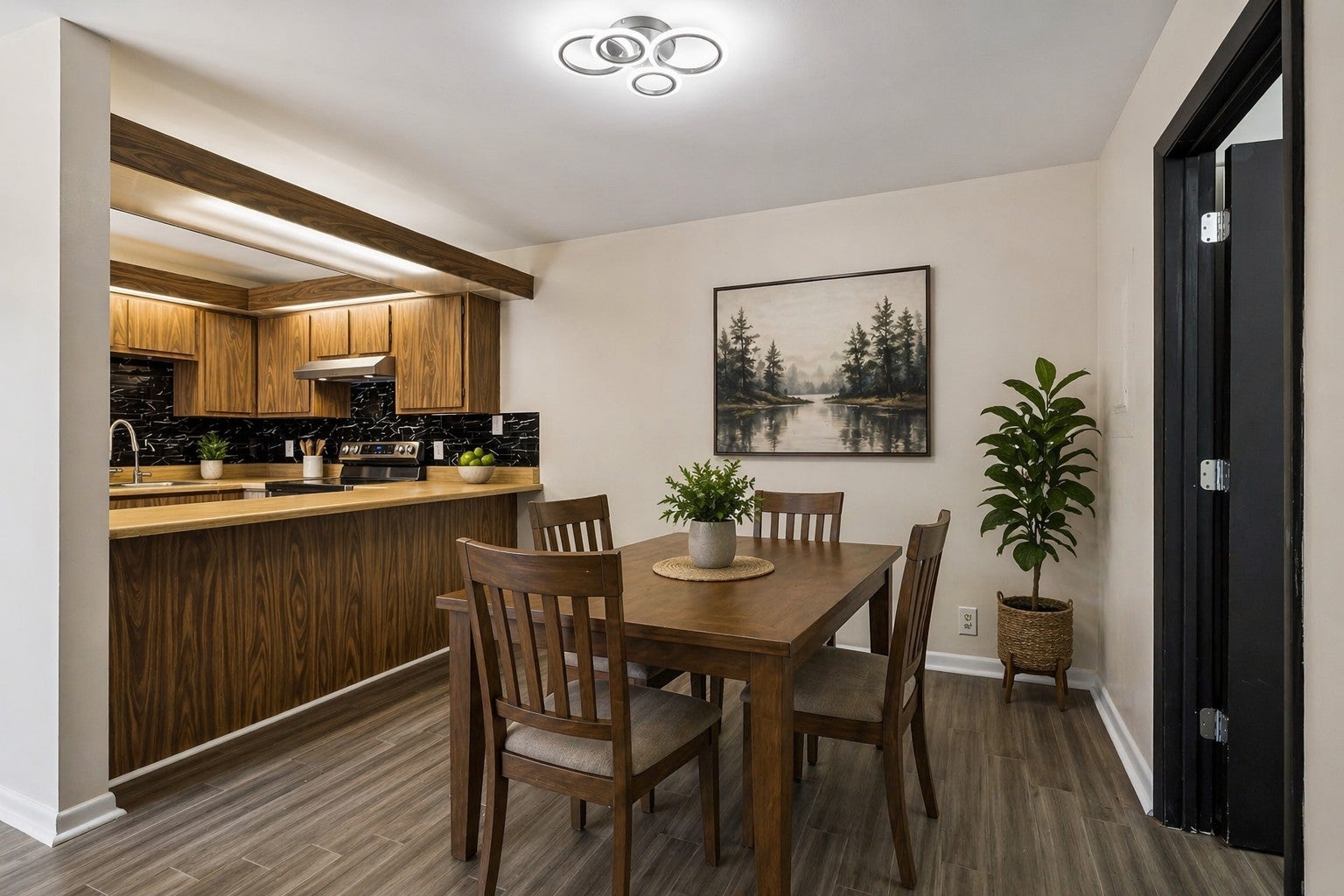 101 Cedarwood Ln