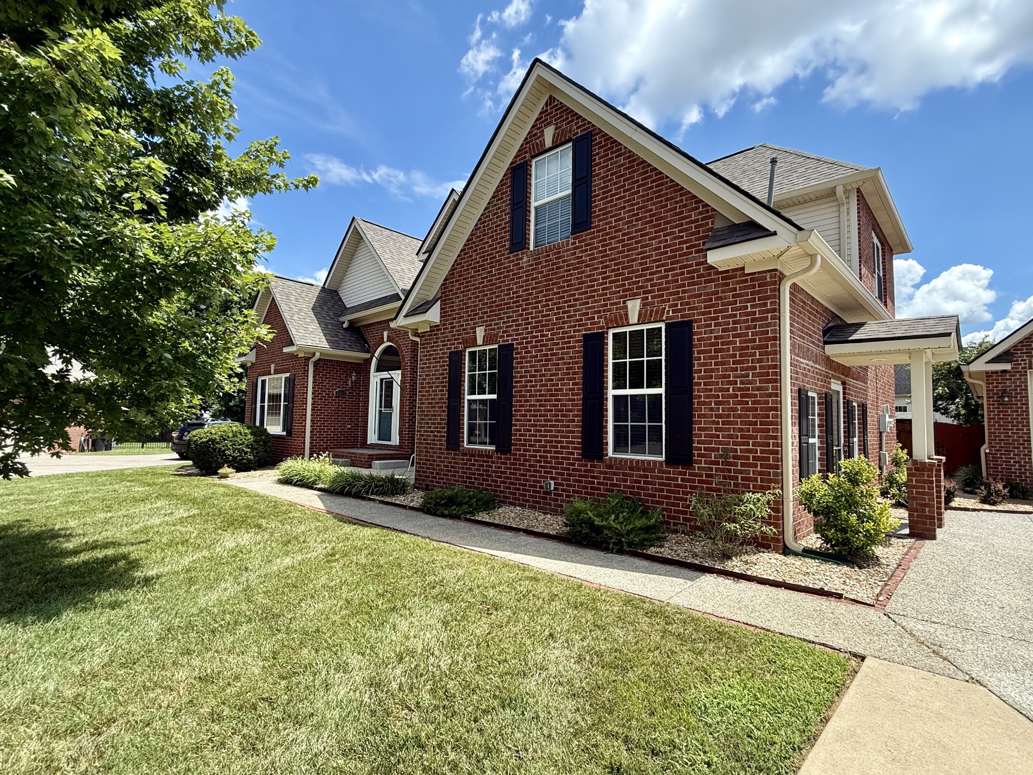 2307 Katie Ct