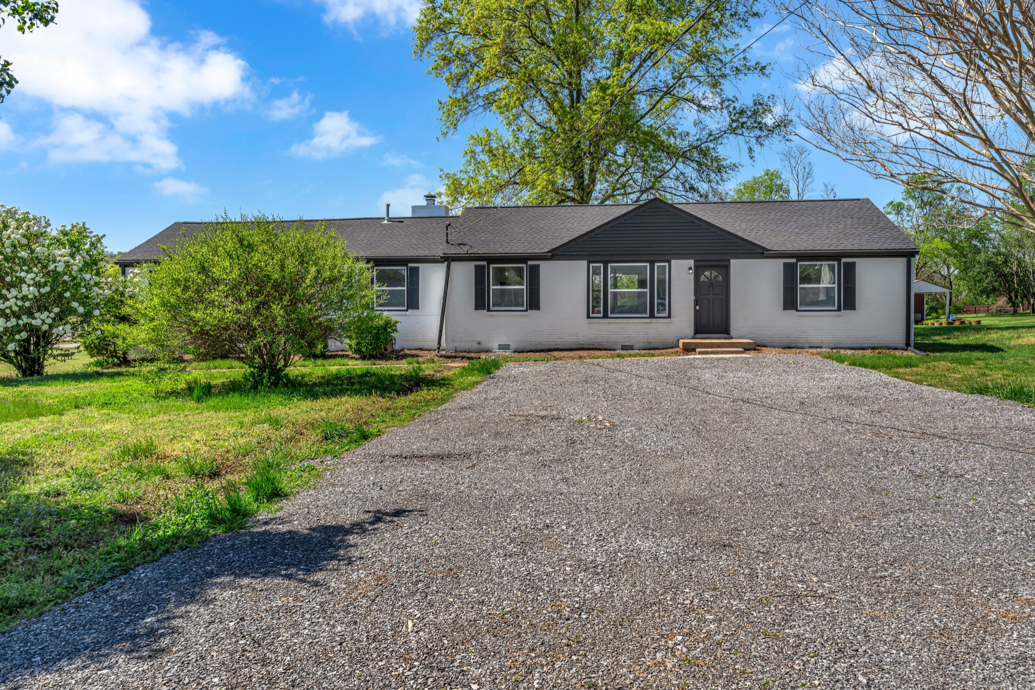 403 Kemper Dr N