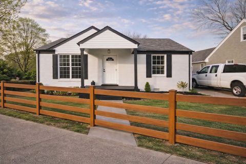 Photo of 1722 Dr D B Todd Jr Blvd, Nashville, TN 37208 (MLS # 3169455)