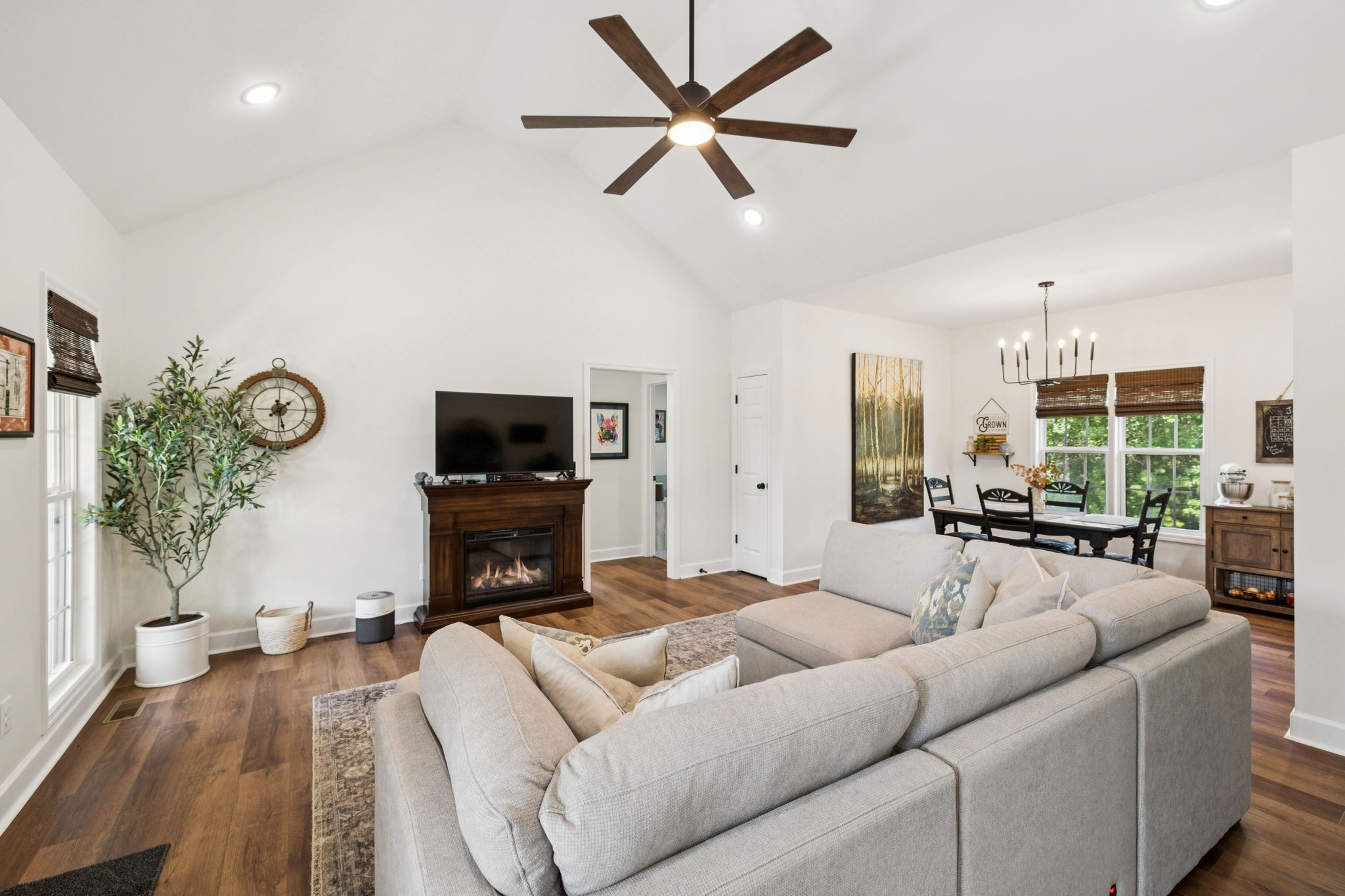 31 Pafford Ln