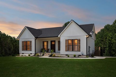 31 Pafford Ln Erin TN 37061