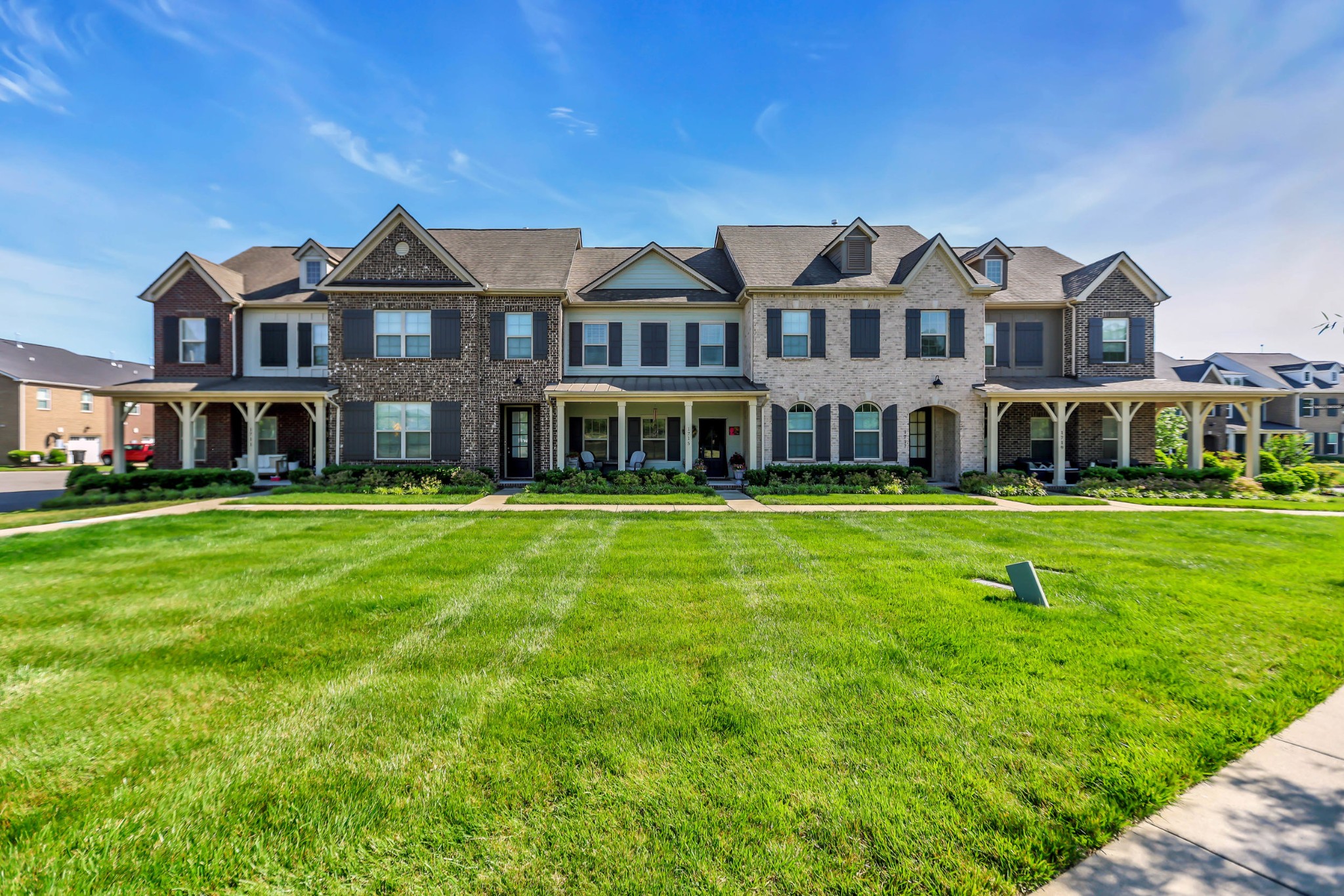 1715 Old Drakes Creek Rd