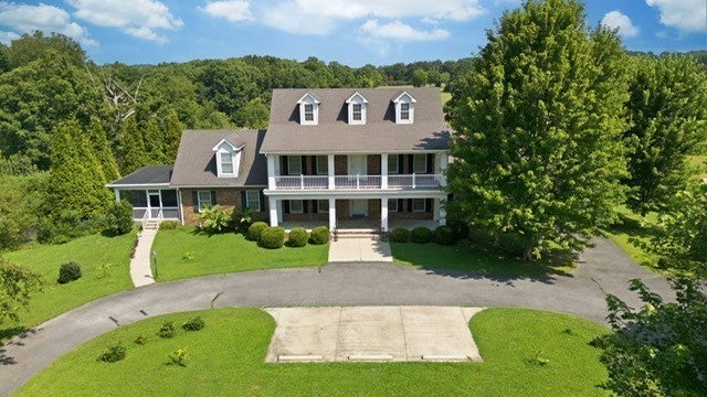 444 Old Pond Lane
