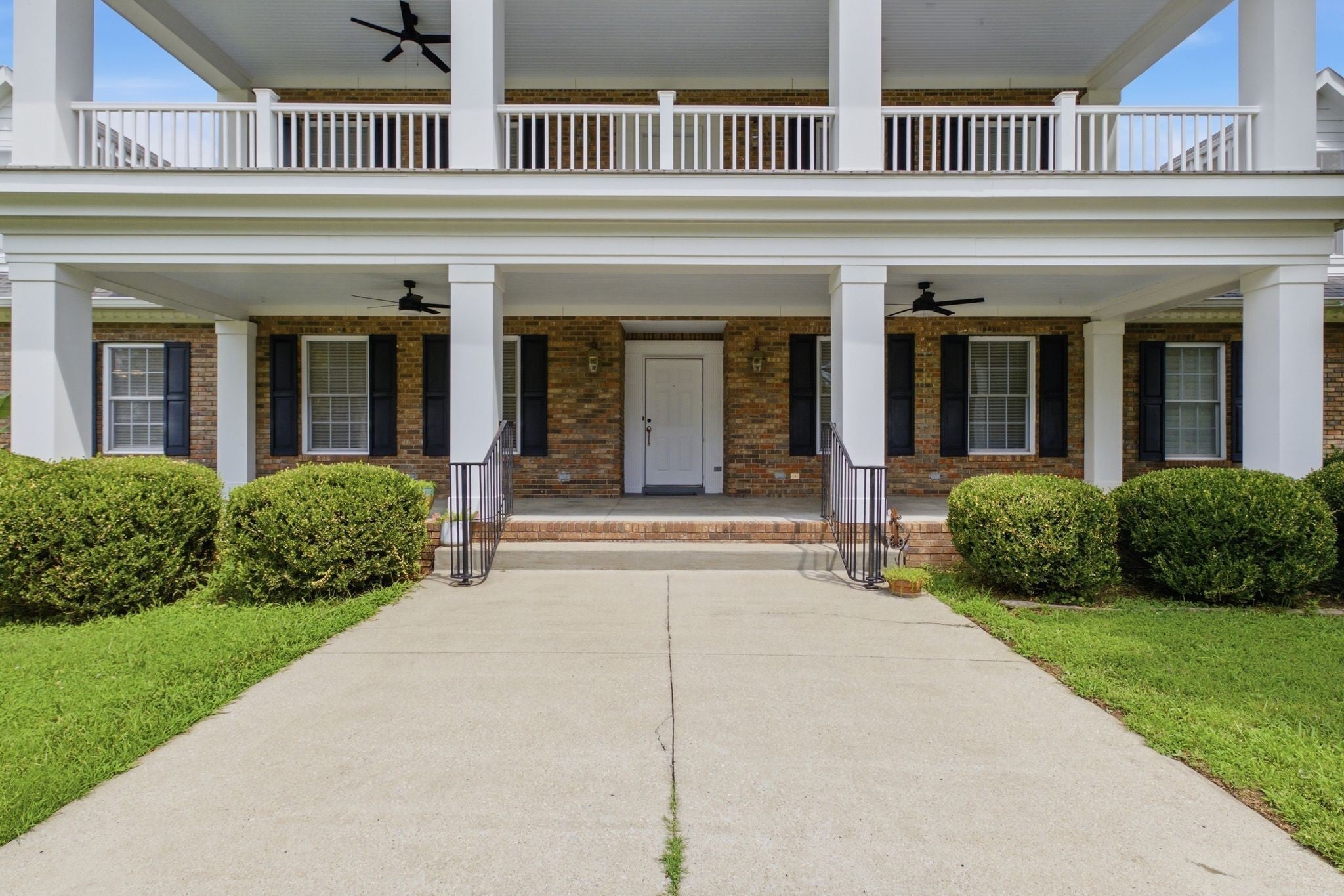 444 Old Pond Lane