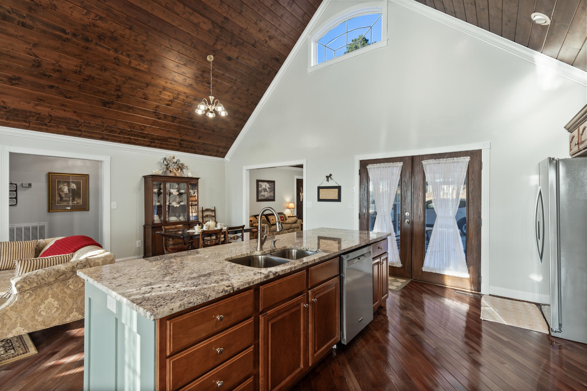 121 Hiwassee Drive NE