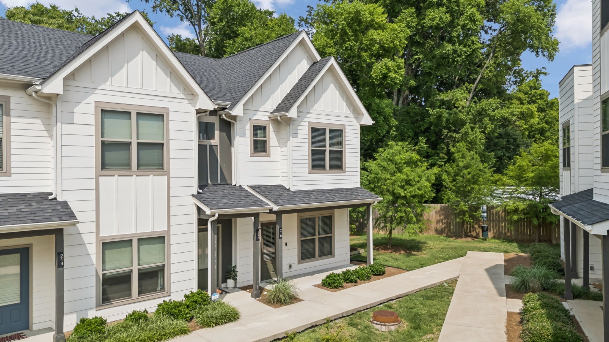 218 Thompson Park Dr