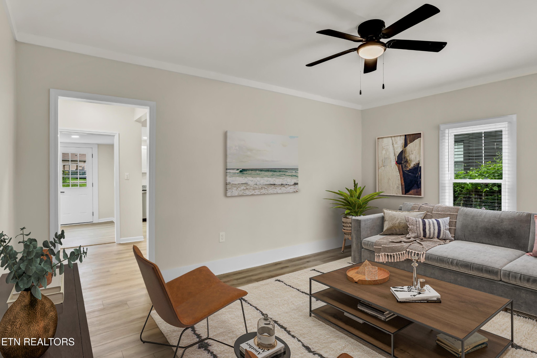 411 E Springdale Ave