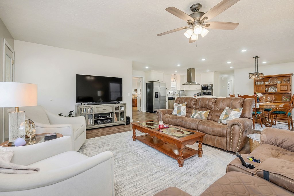 207 Sugar Hill Dr