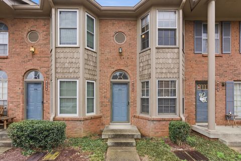 302 Hickory Pl Nashville TN 37214