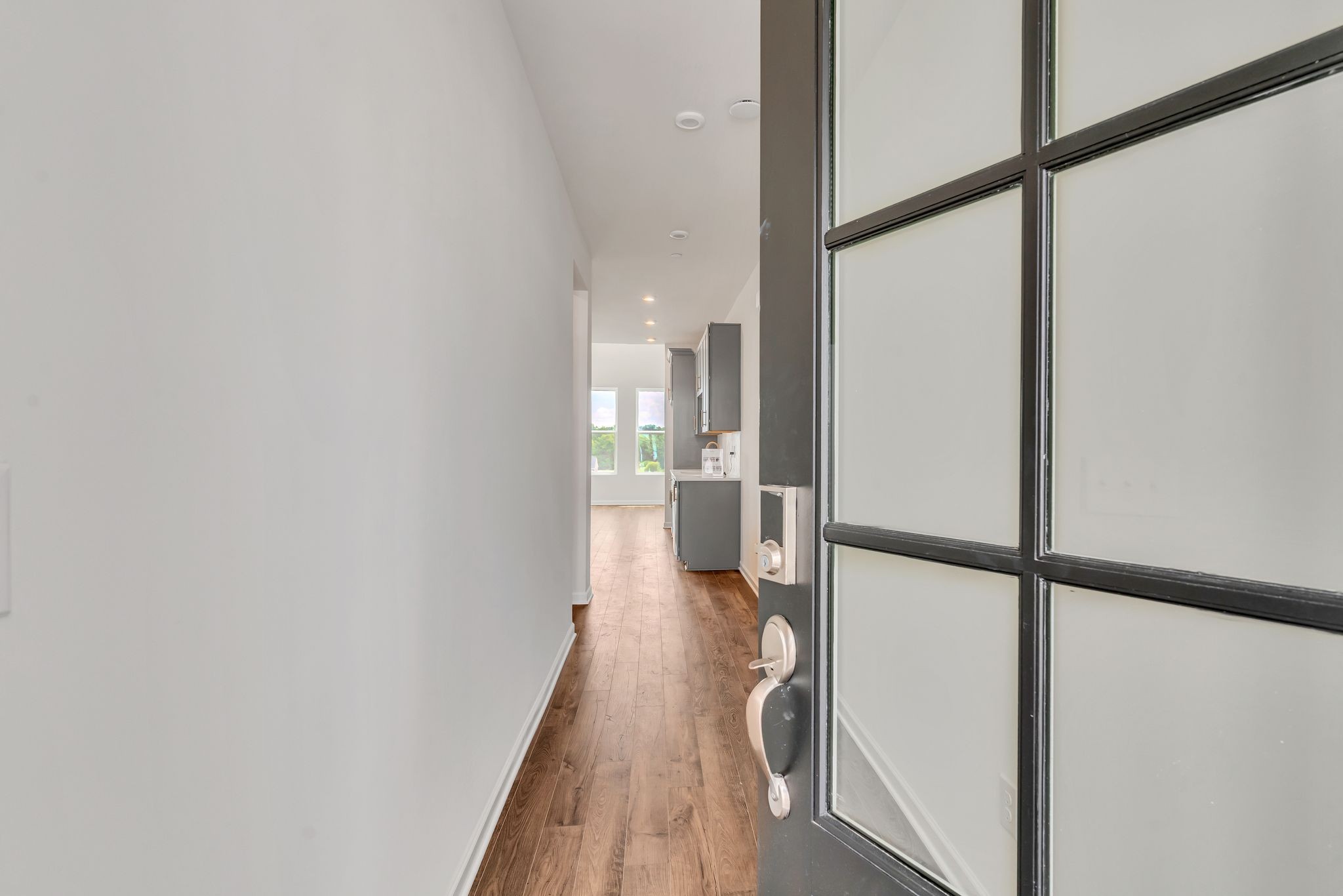 609 Club View Way