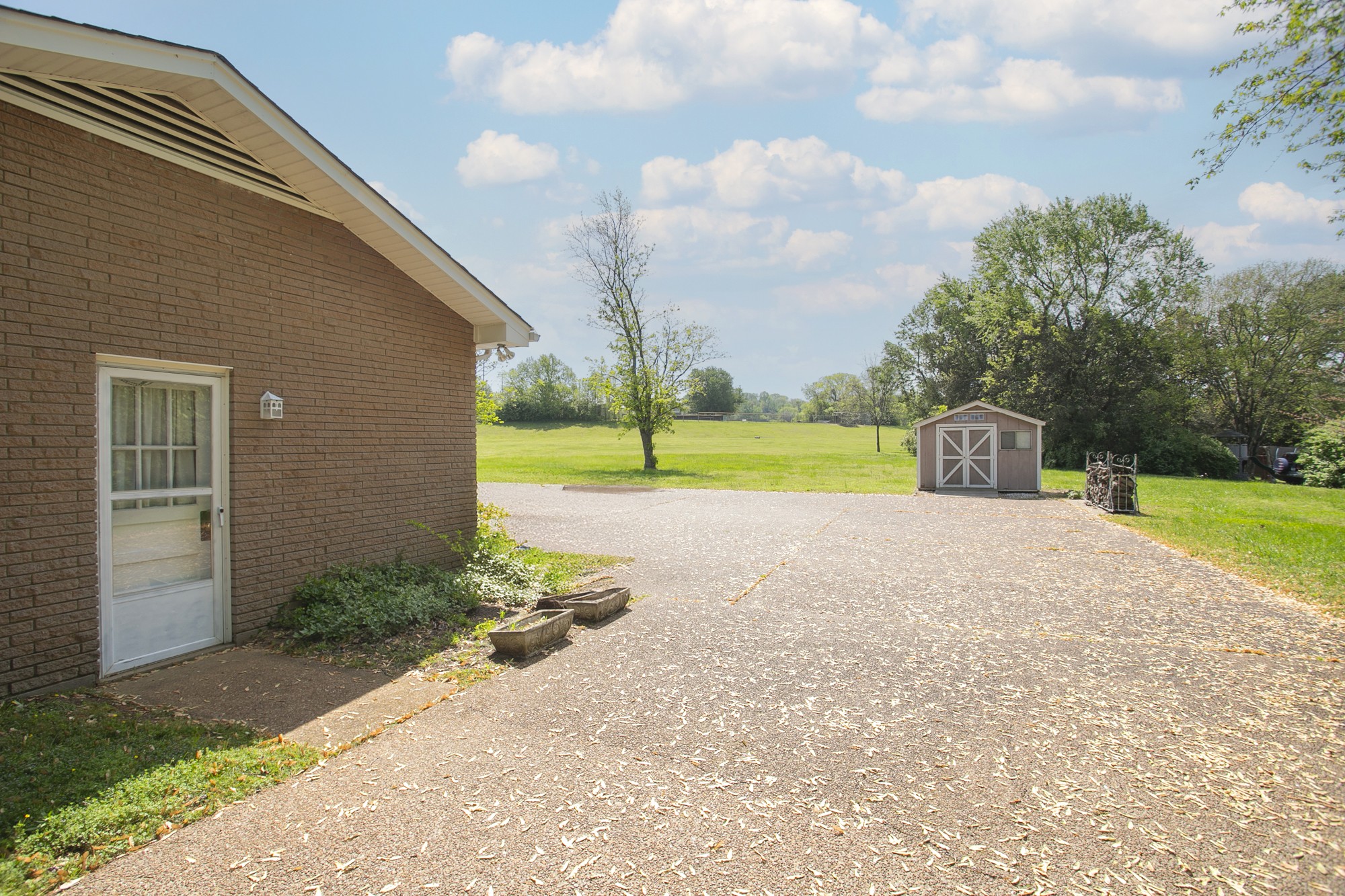 5000 Brewer Ct