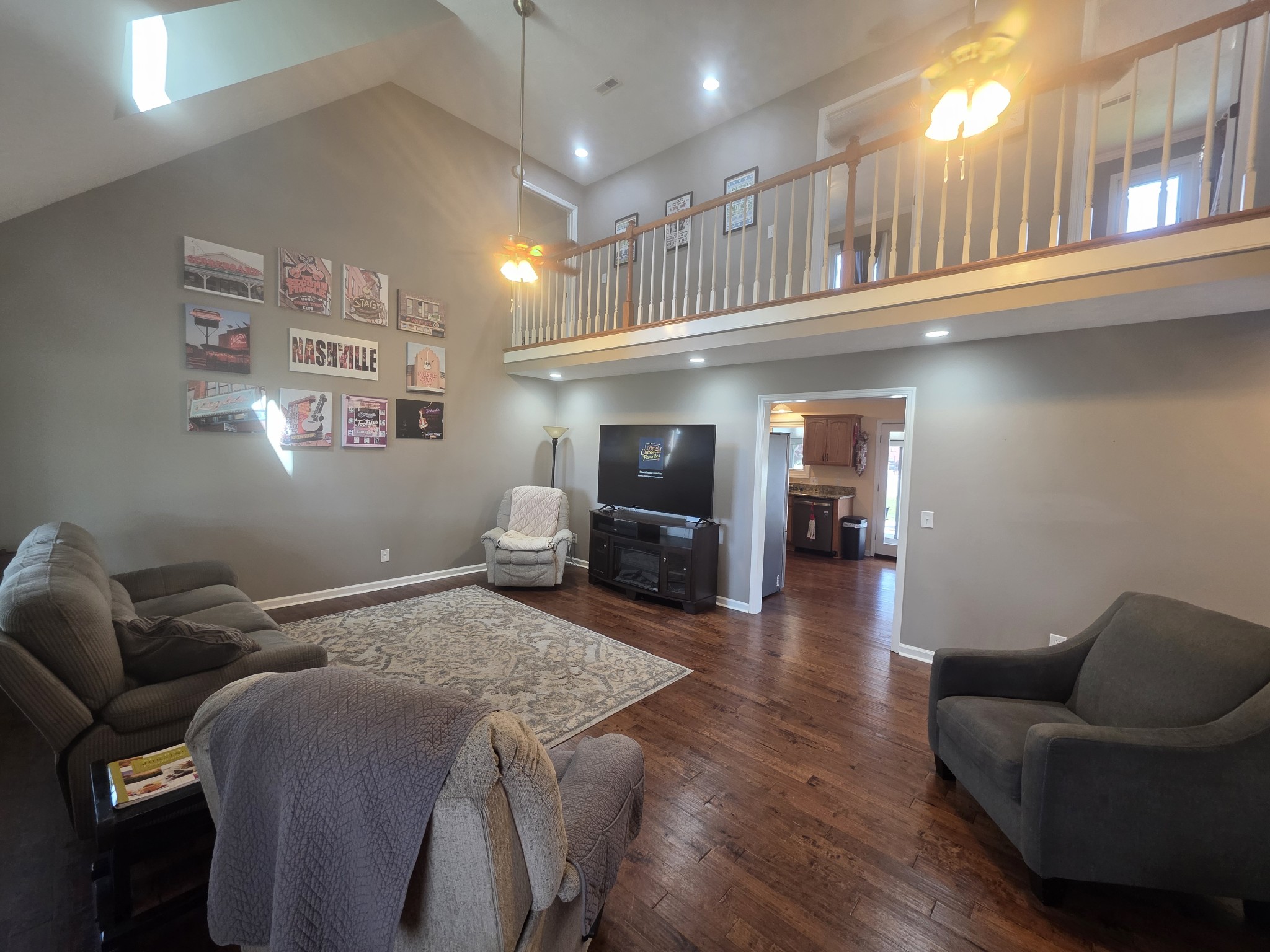 302 Cypress Ct