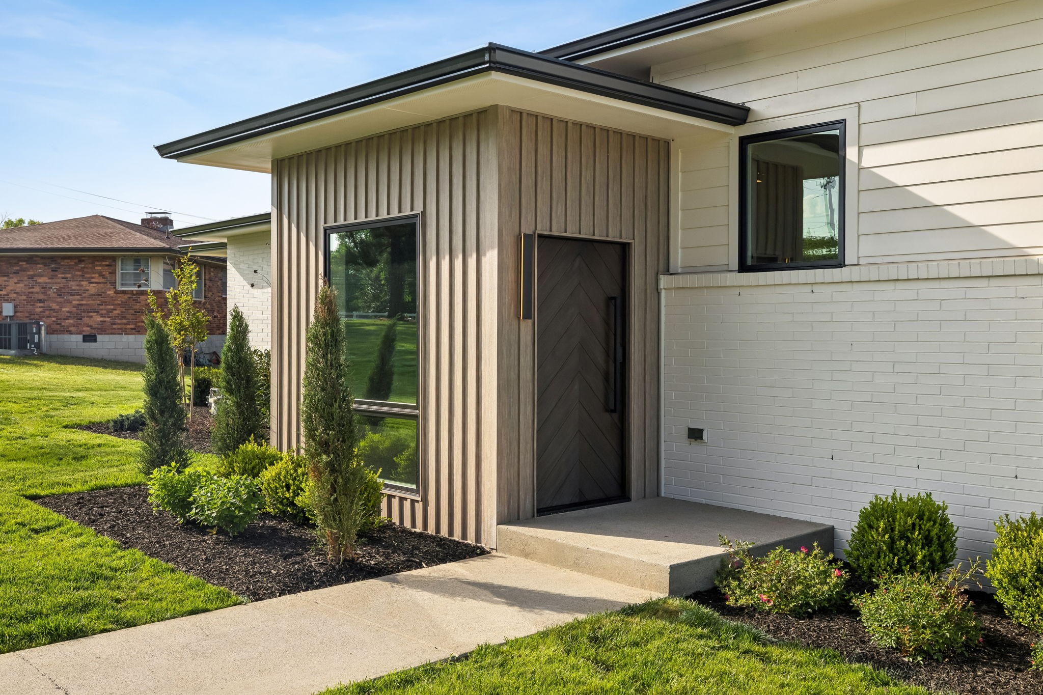103 Walnut Dr