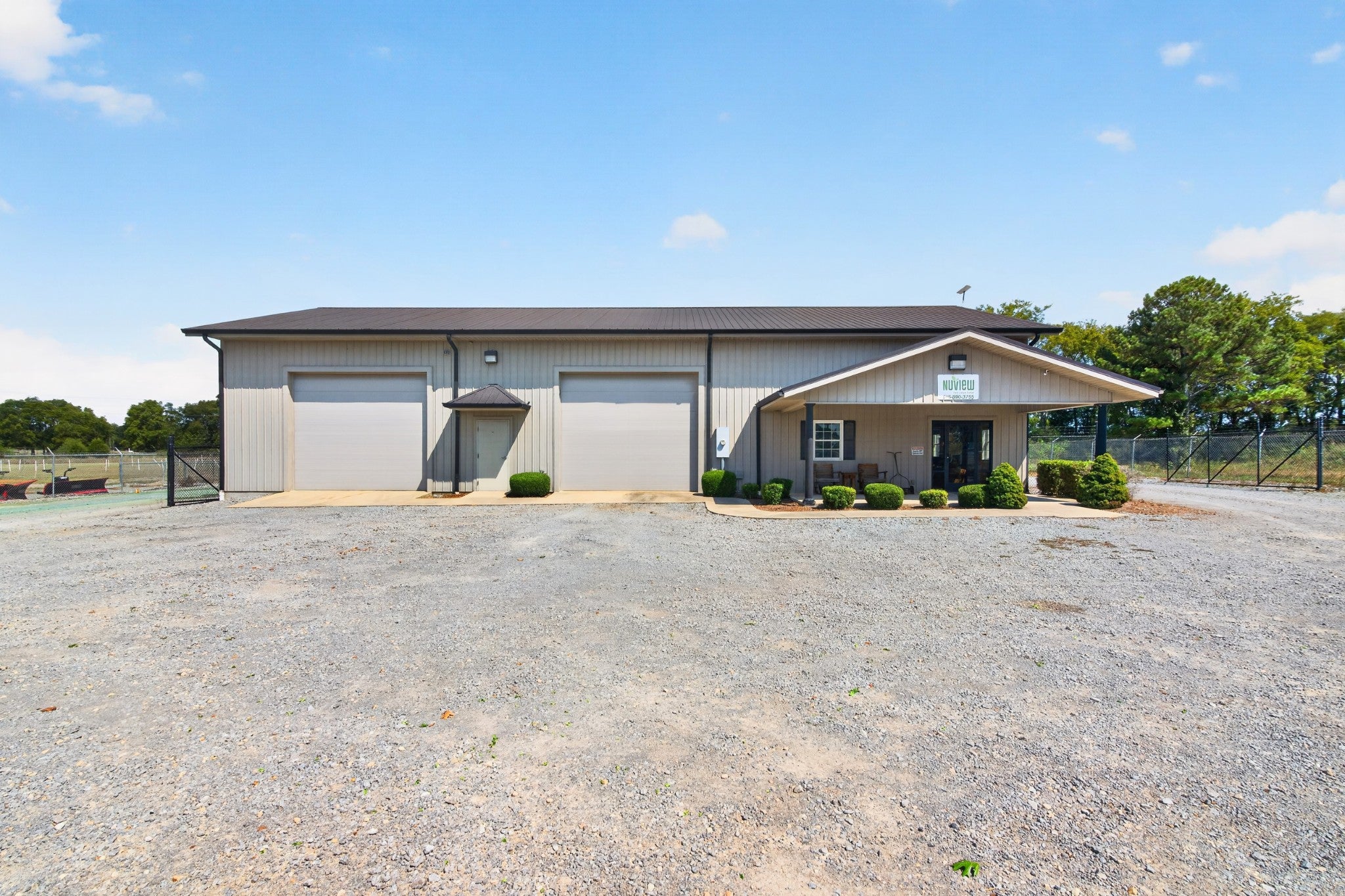 2423 HWY 41A South