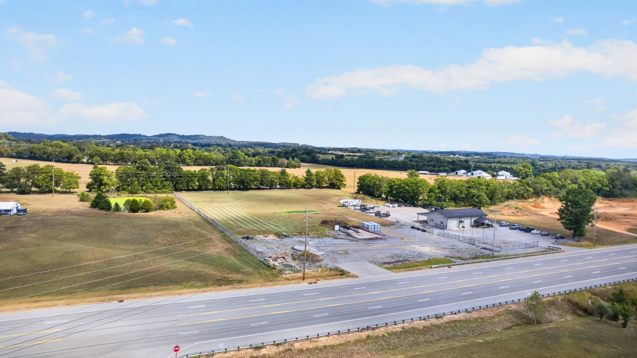 2423 HWY 41A South