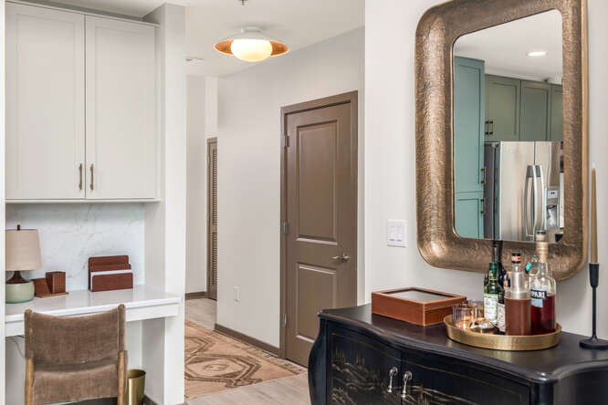 301 Demonbreun St 814