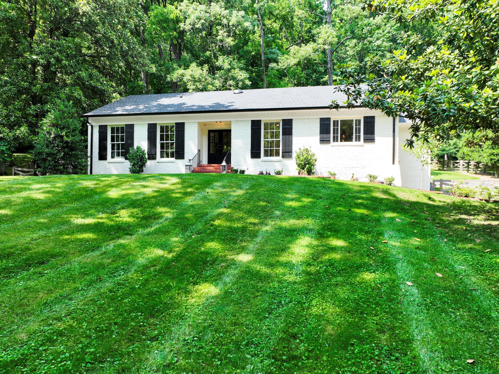 6005 Andover Dr