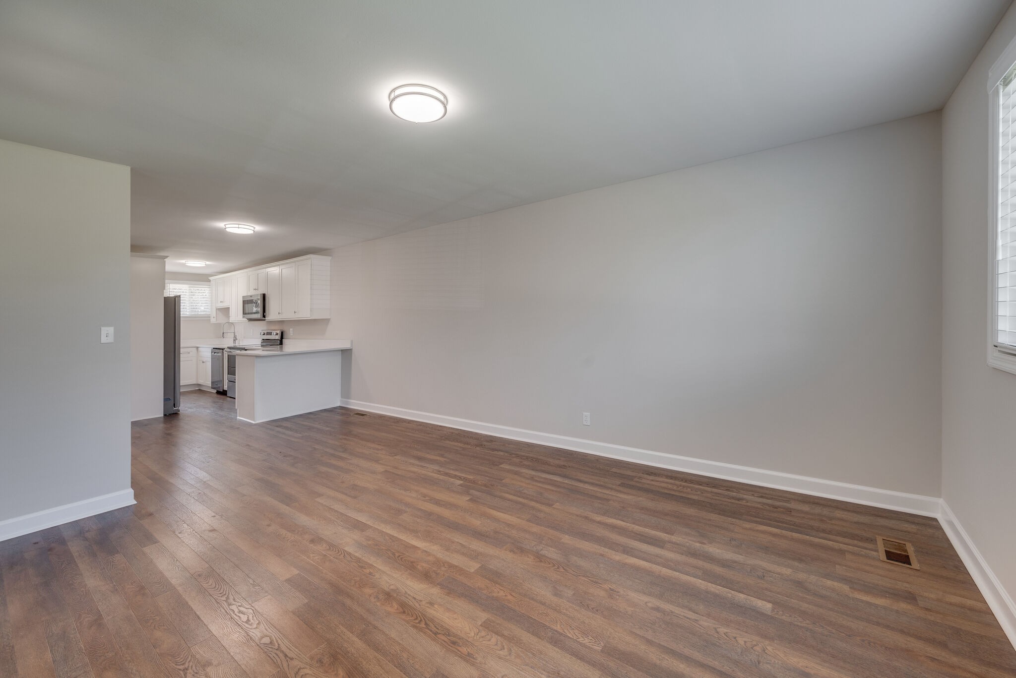 Franklin, Tennessee 37064, United States, 2 Bedrooms Bedrooms, ,1 BathroomBathrooms,Residential,Coming Soon,165199