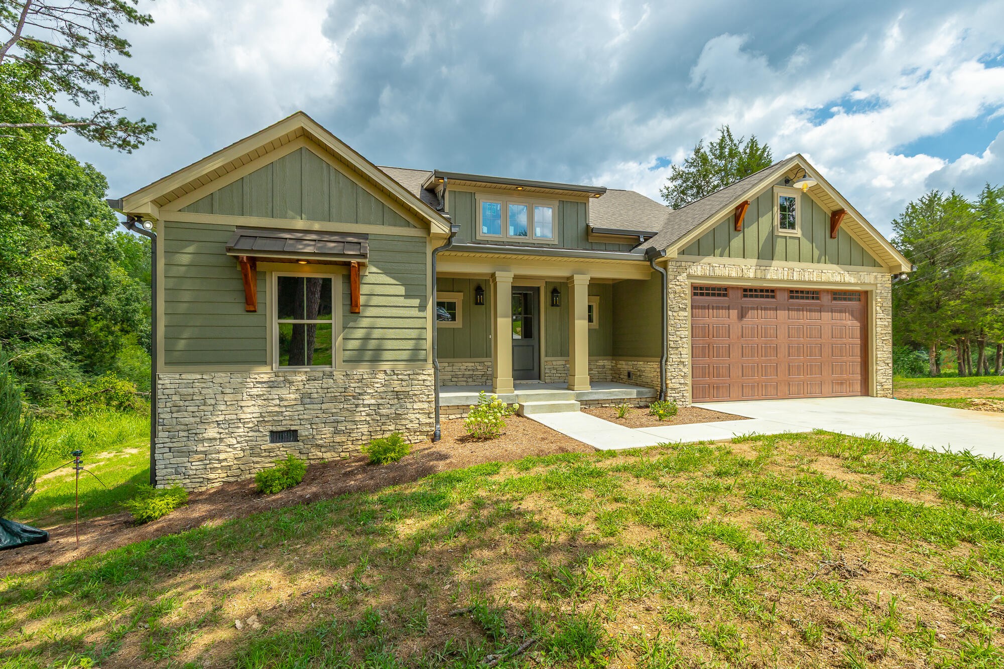 7639 Grasshopper Road
