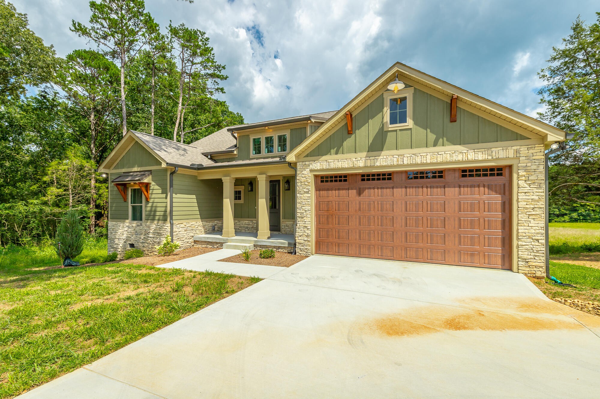 7639 Grasshopper Road