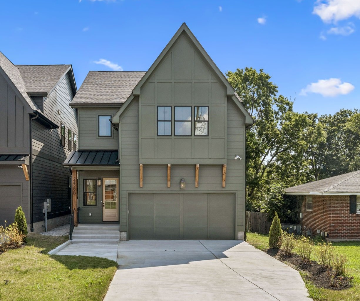2429B Chapman Dr