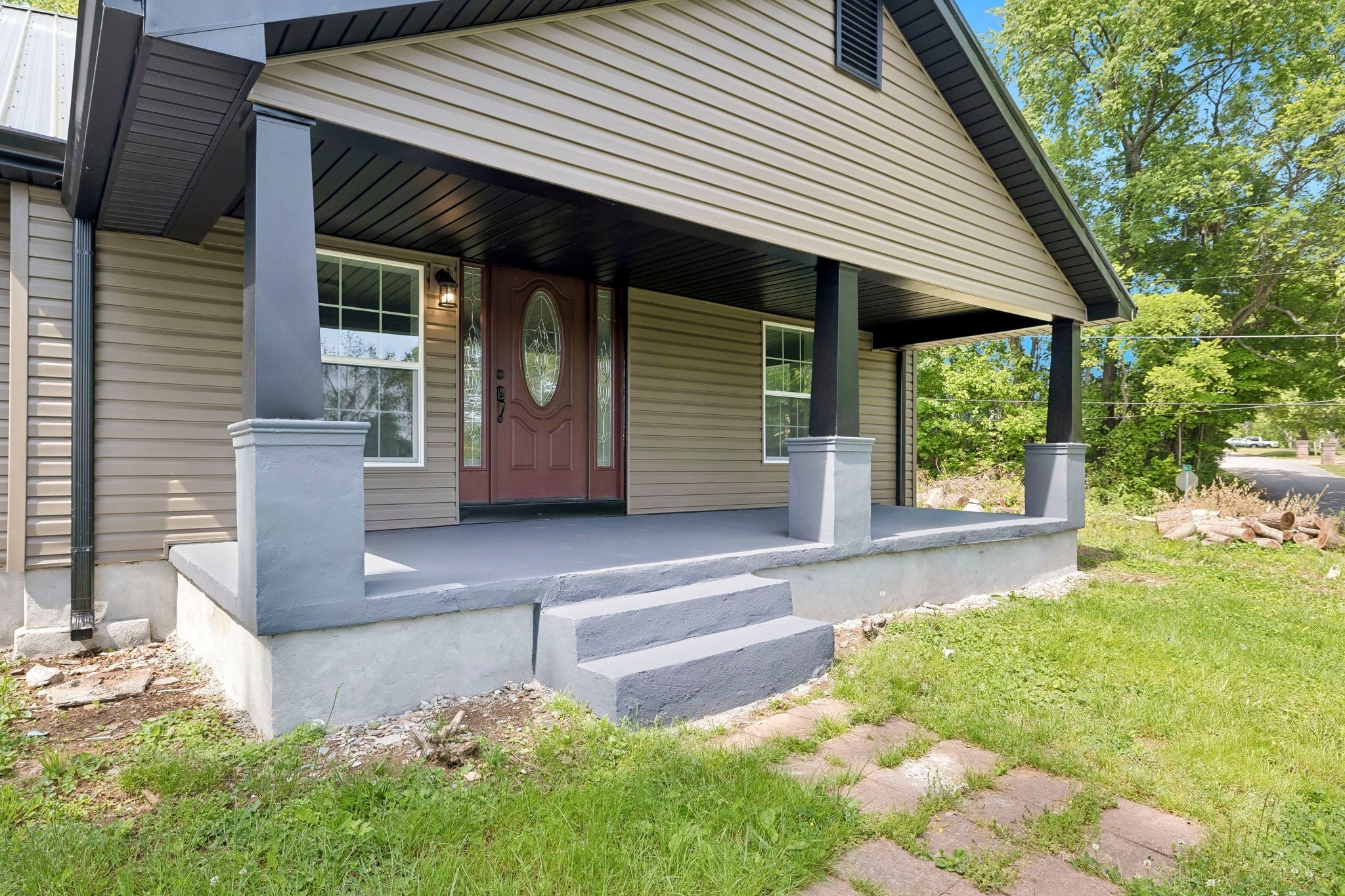 1200 Little St