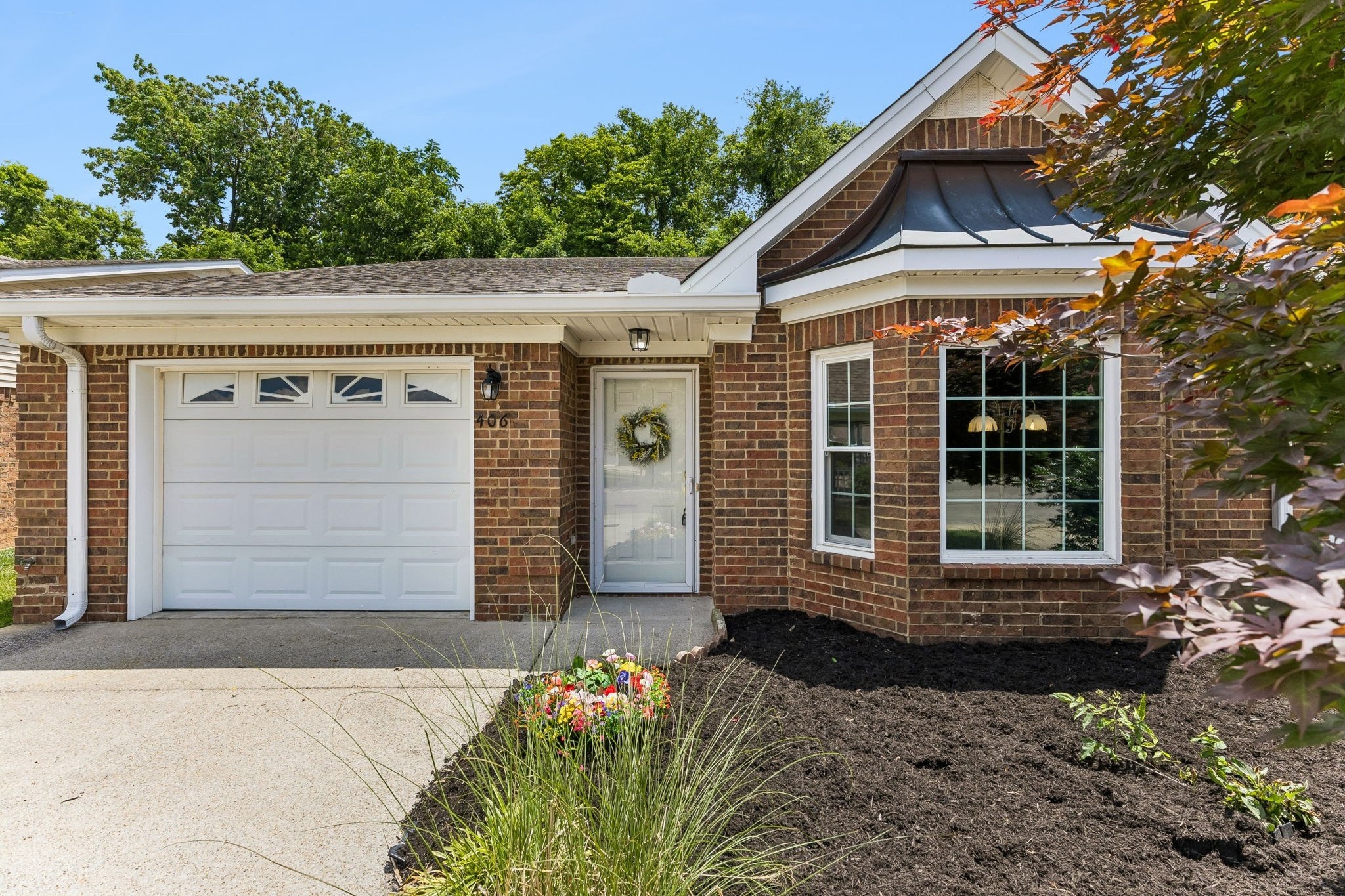 406 Forest Glen Cir