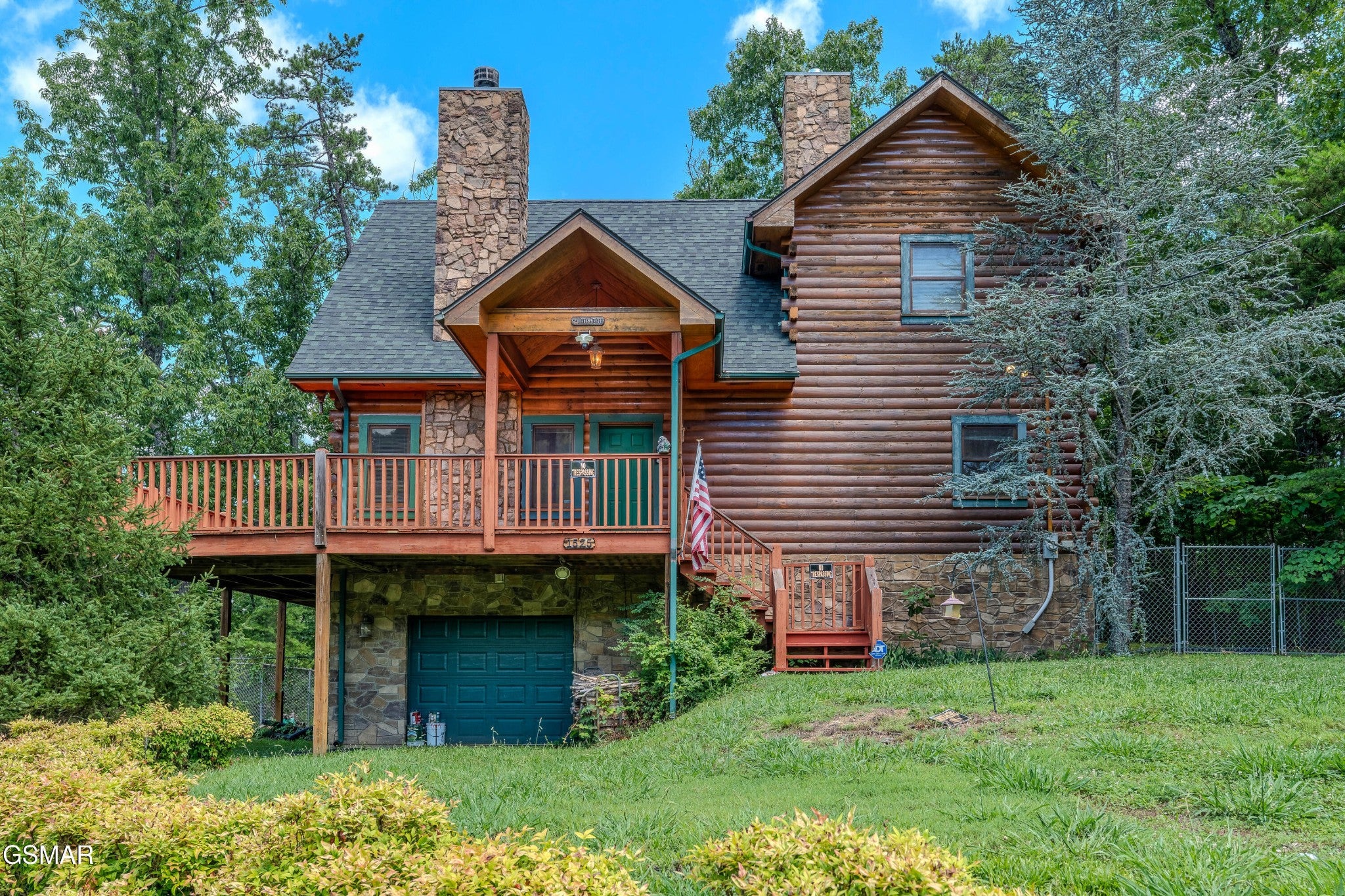 1525 Mountain Trail Lane