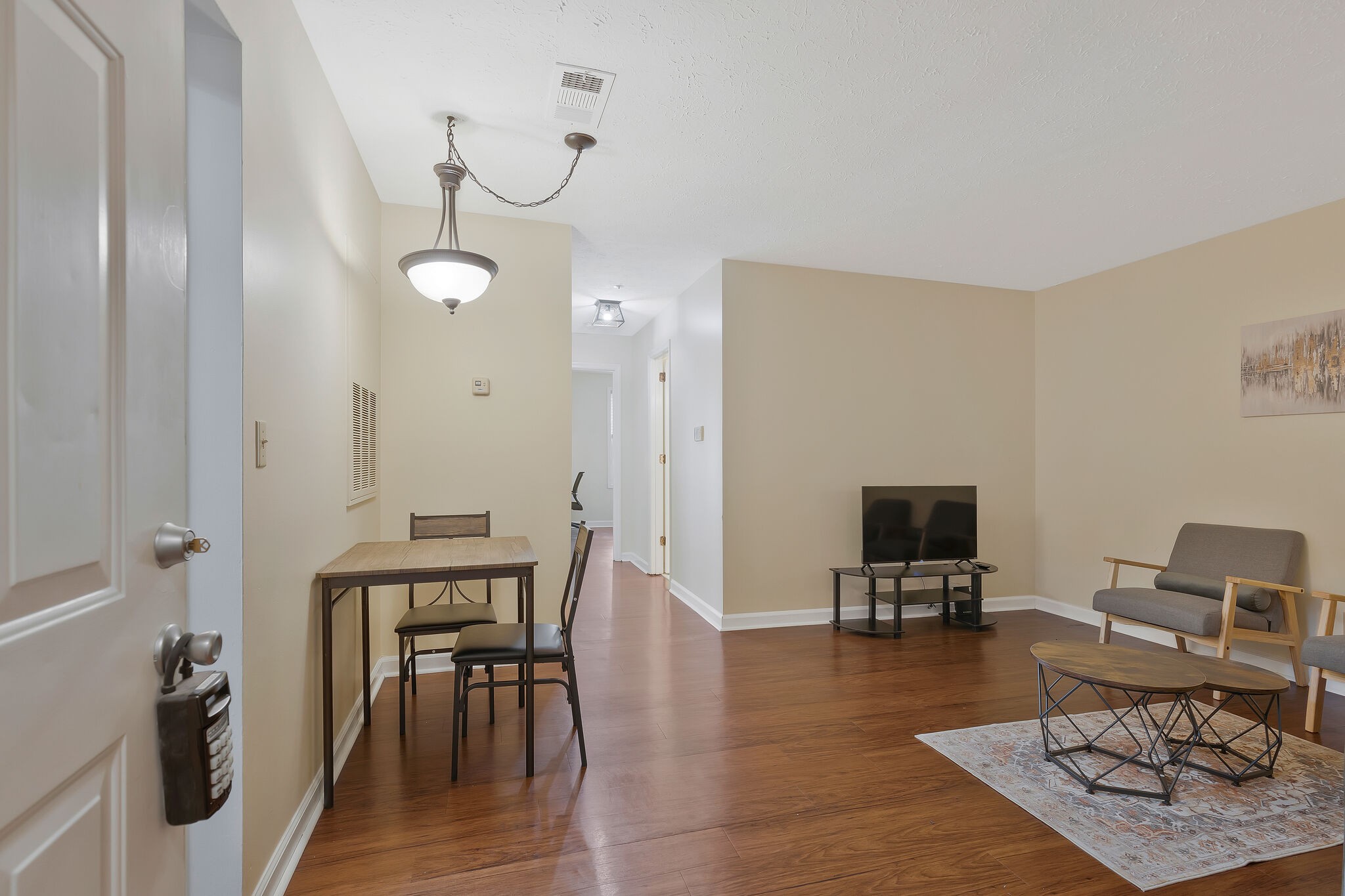 1808 State St 210