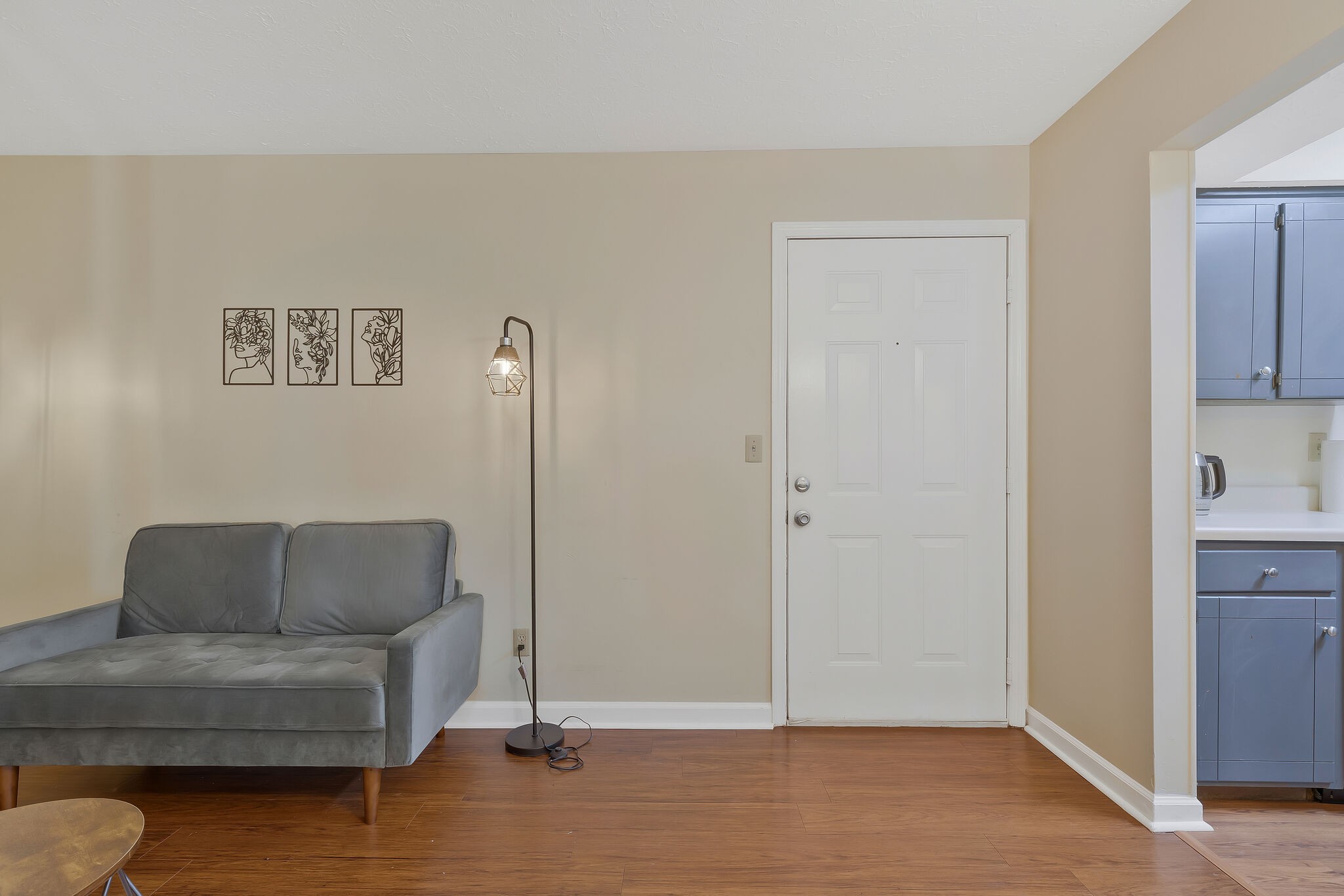 1808 State St 210