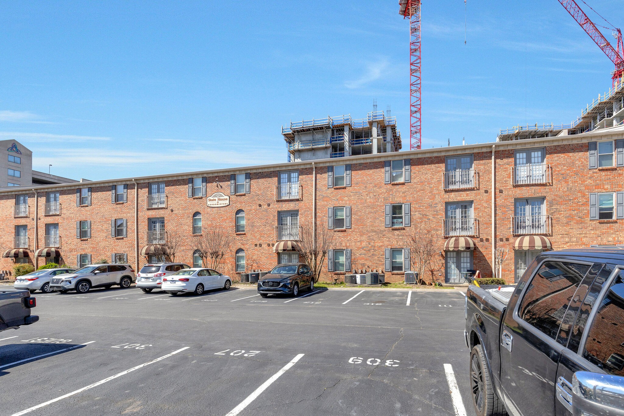 1808 State St 210