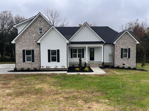 330 Thoroughbred Ln Hartsville TN 37074