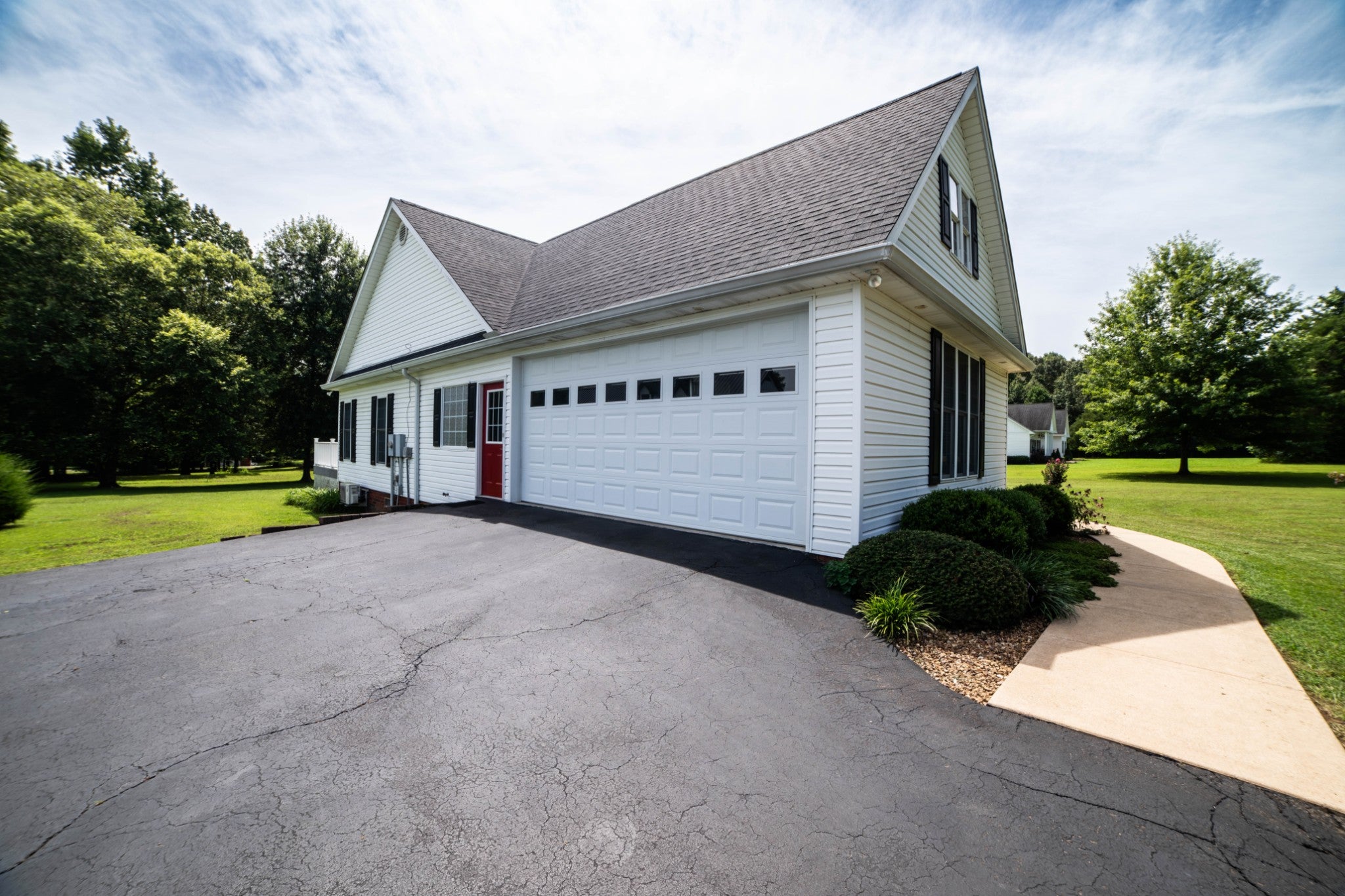 390 Carmen Dr