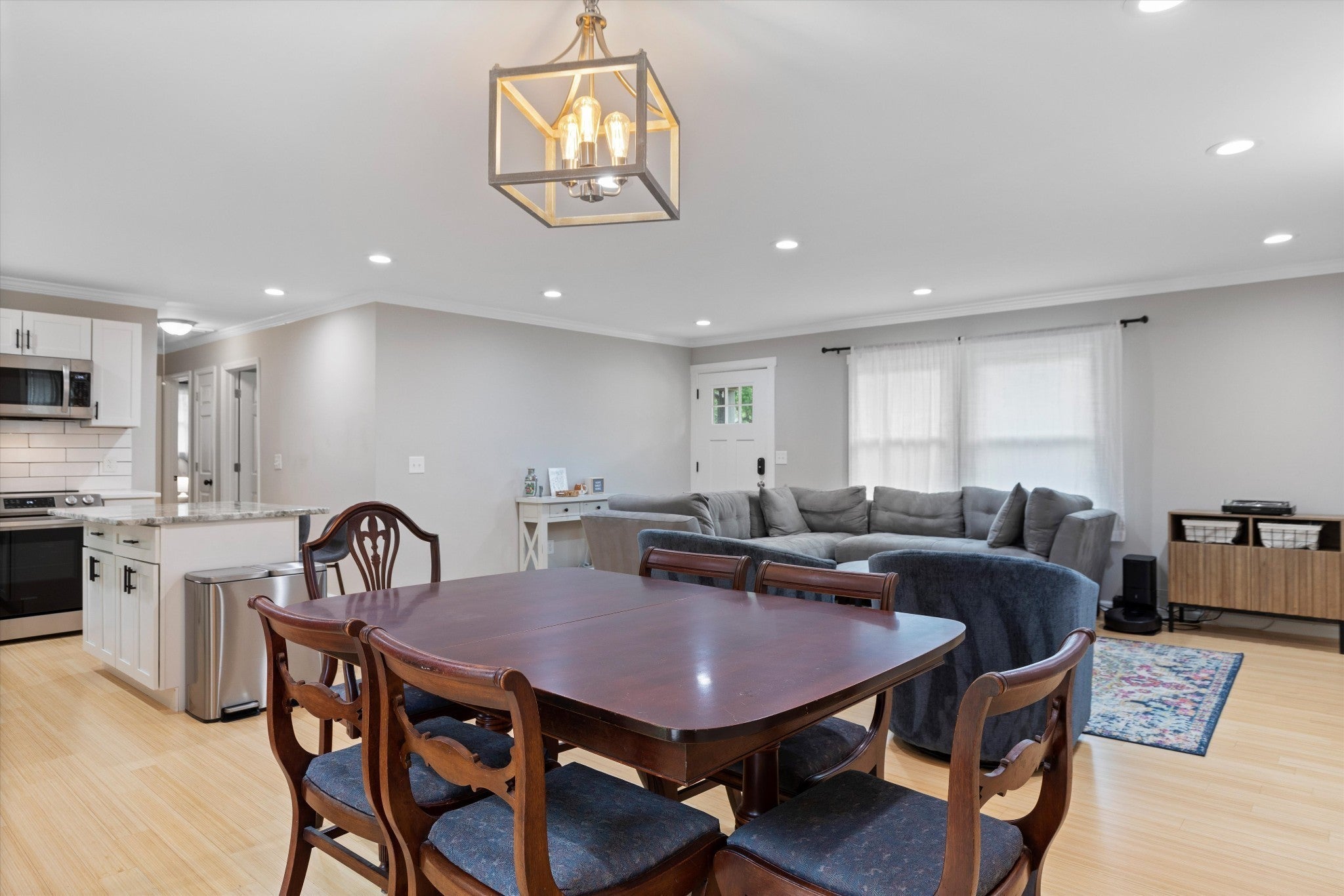 5017 Suter Dr