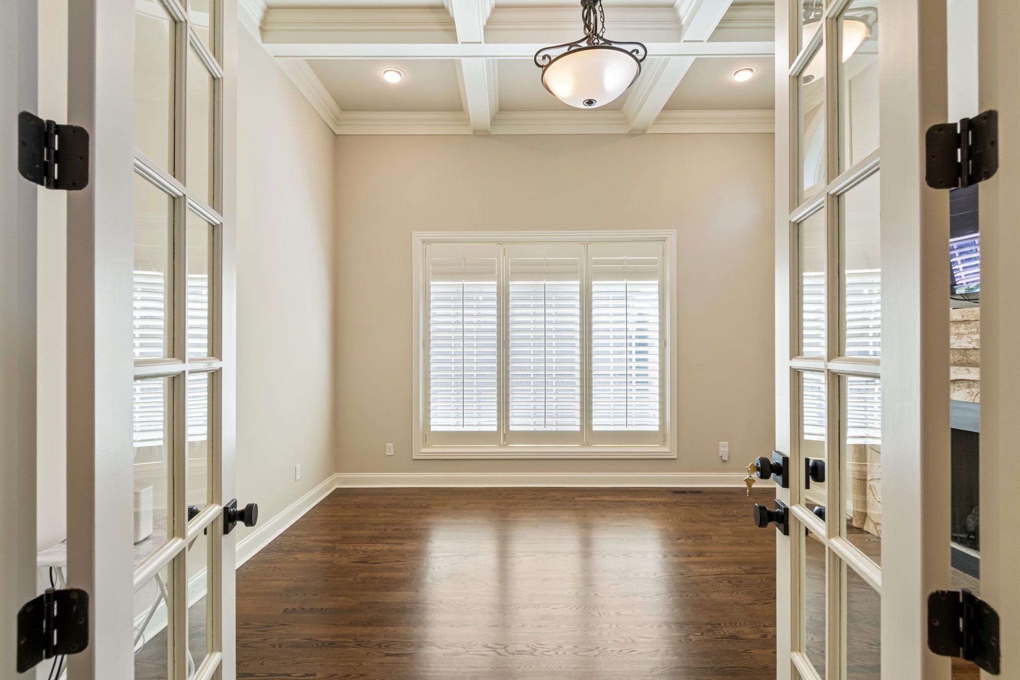 Brentwood, Tennessee 37027, United States, 5 Bedrooms Bedrooms, ,6 BathroomsBathrooms,Residential,Active,201165