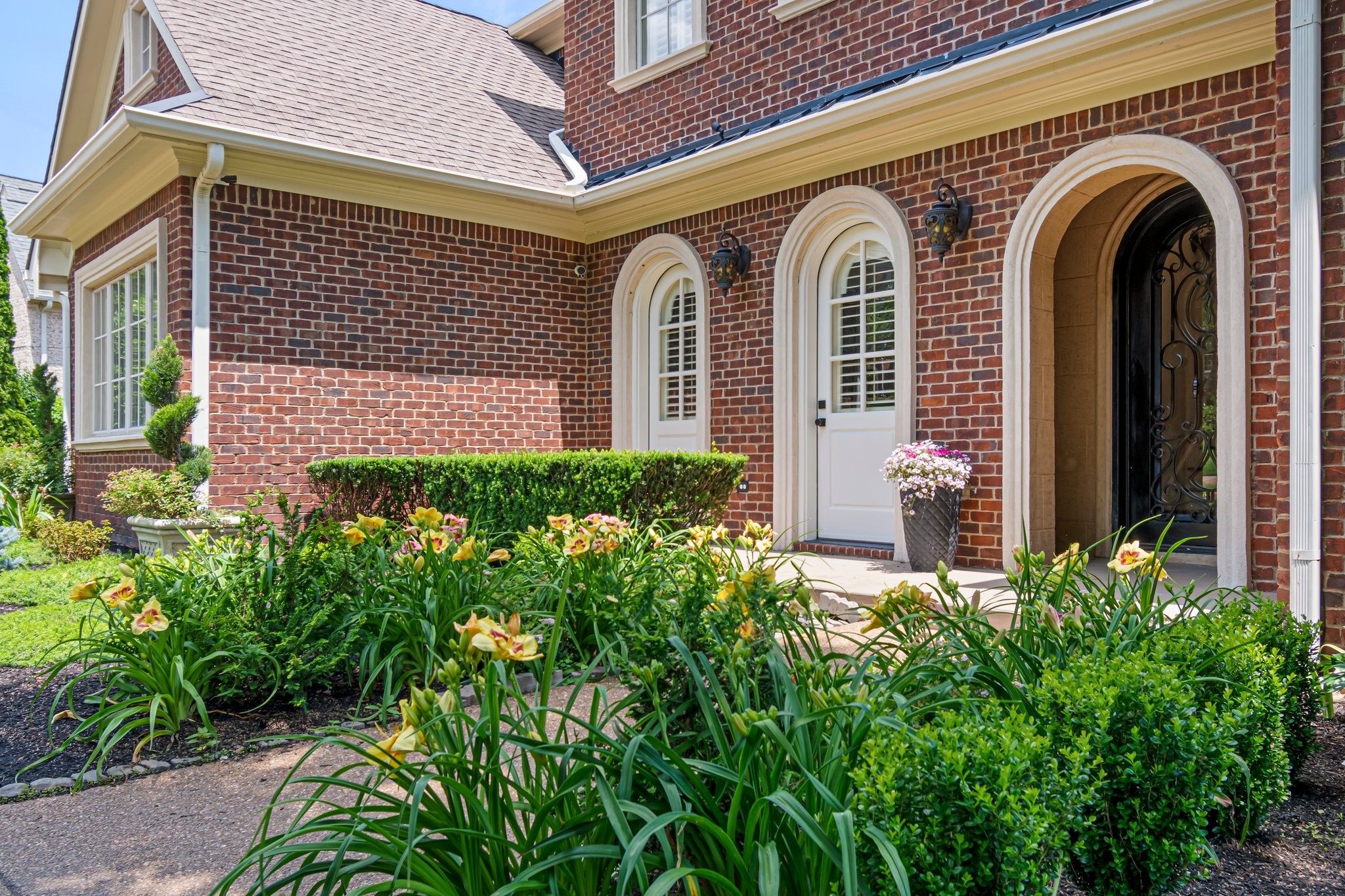 Brentwood, Tennessee 37027, United States, 5 Bedrooms Bedrooms, ,6 BathroomsBathrooms,Residential,Active,201165