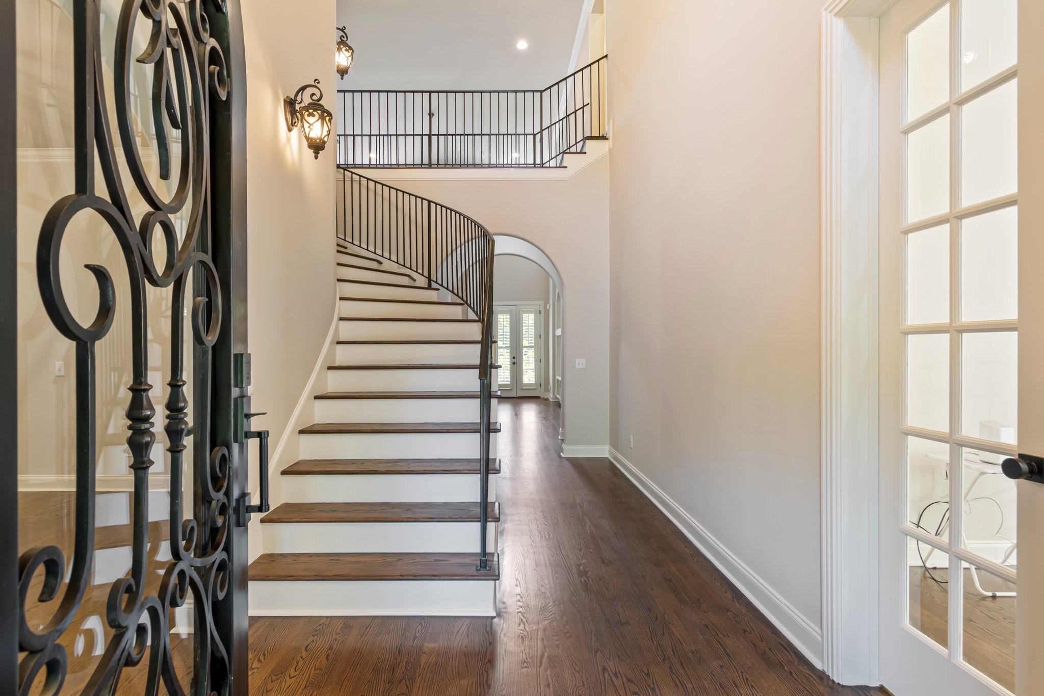 Brentwood, Tennessee 37027, United States, 5 Bedrooms Bedrooms, ,6 BathroomsBathrooms,Residential,Active,201165