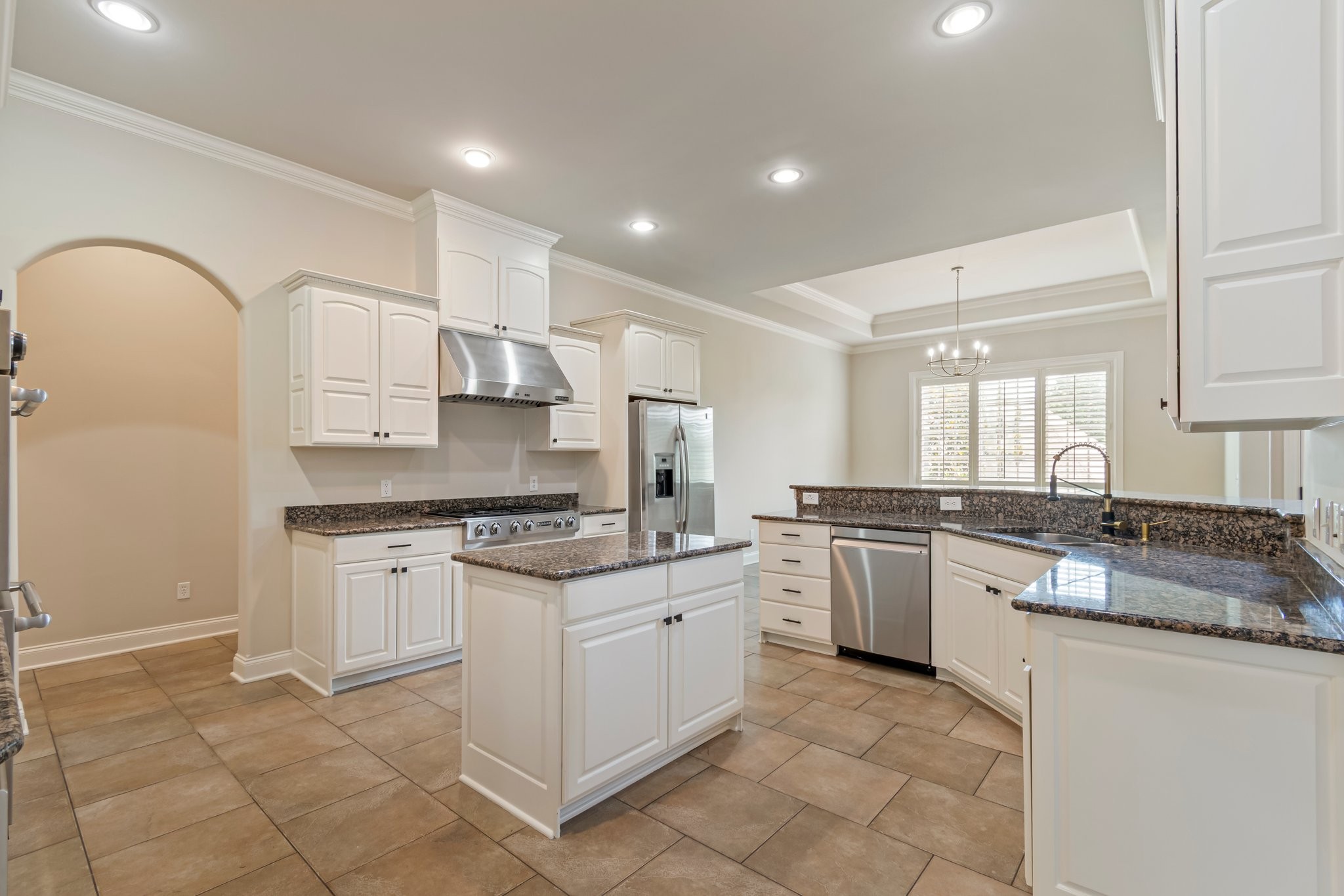 Brentwood, Tennessee 37027, United States, 5 Bedrooms Bedrooms, ,6 BathroomsBathrooms,Residential,Active,201165