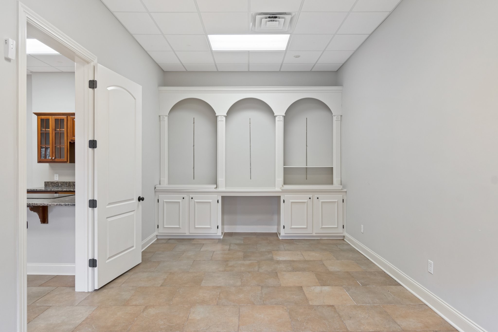 Brentwood, Tennessee 37027, United States, 5 Bedrooms Bedrooms, ,6 BathroomsBathrooms,Residential,Active,201165